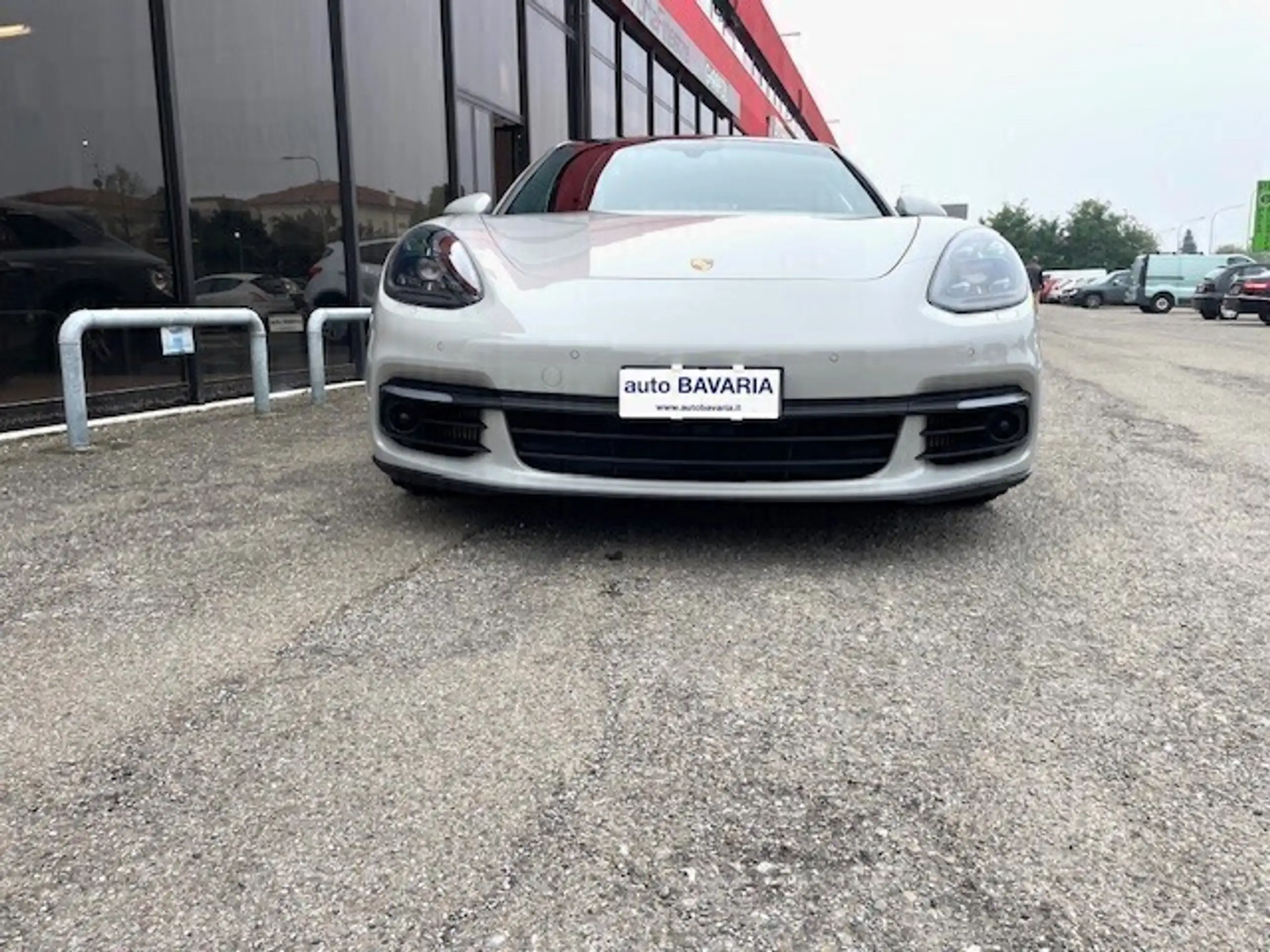 Porsche - Panamera