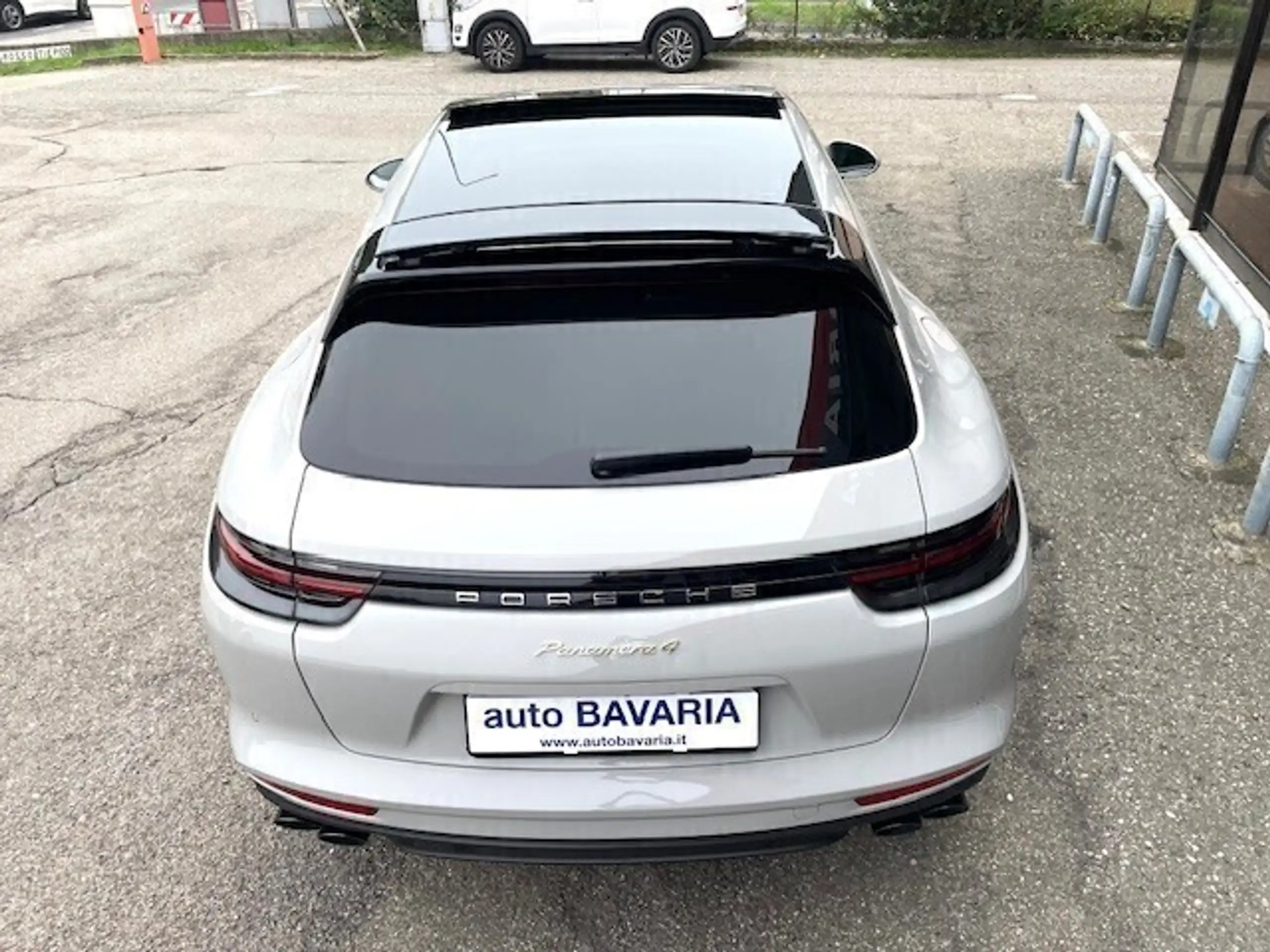 Porsche - Panamera