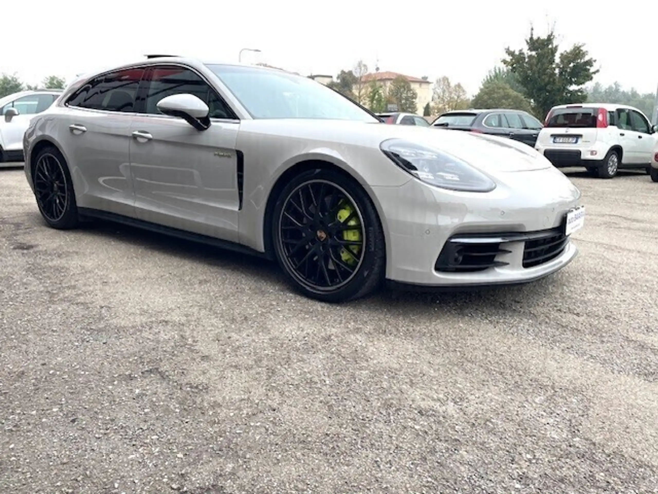 Porsche - Panamera