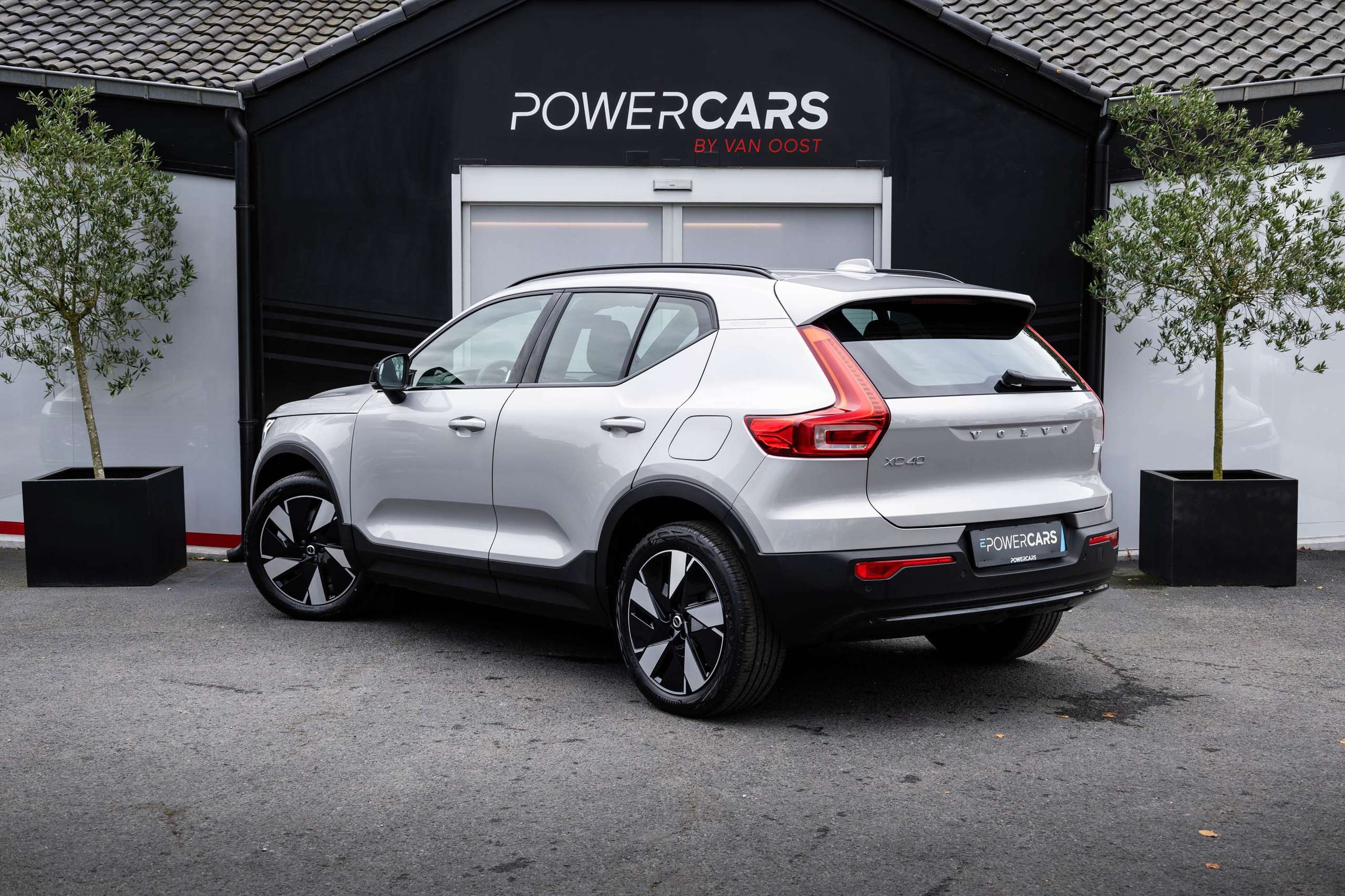 Volvo - XC40