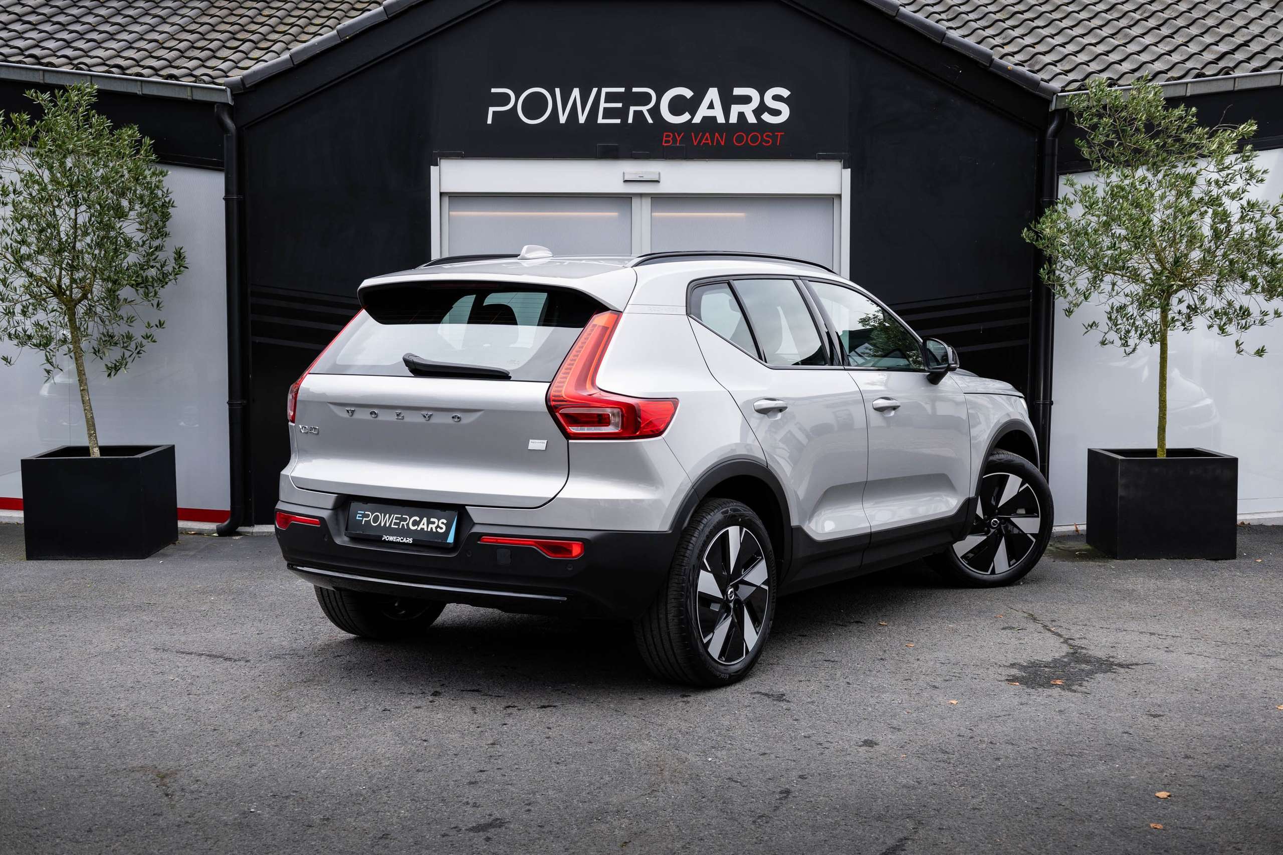 Volvo - XC40