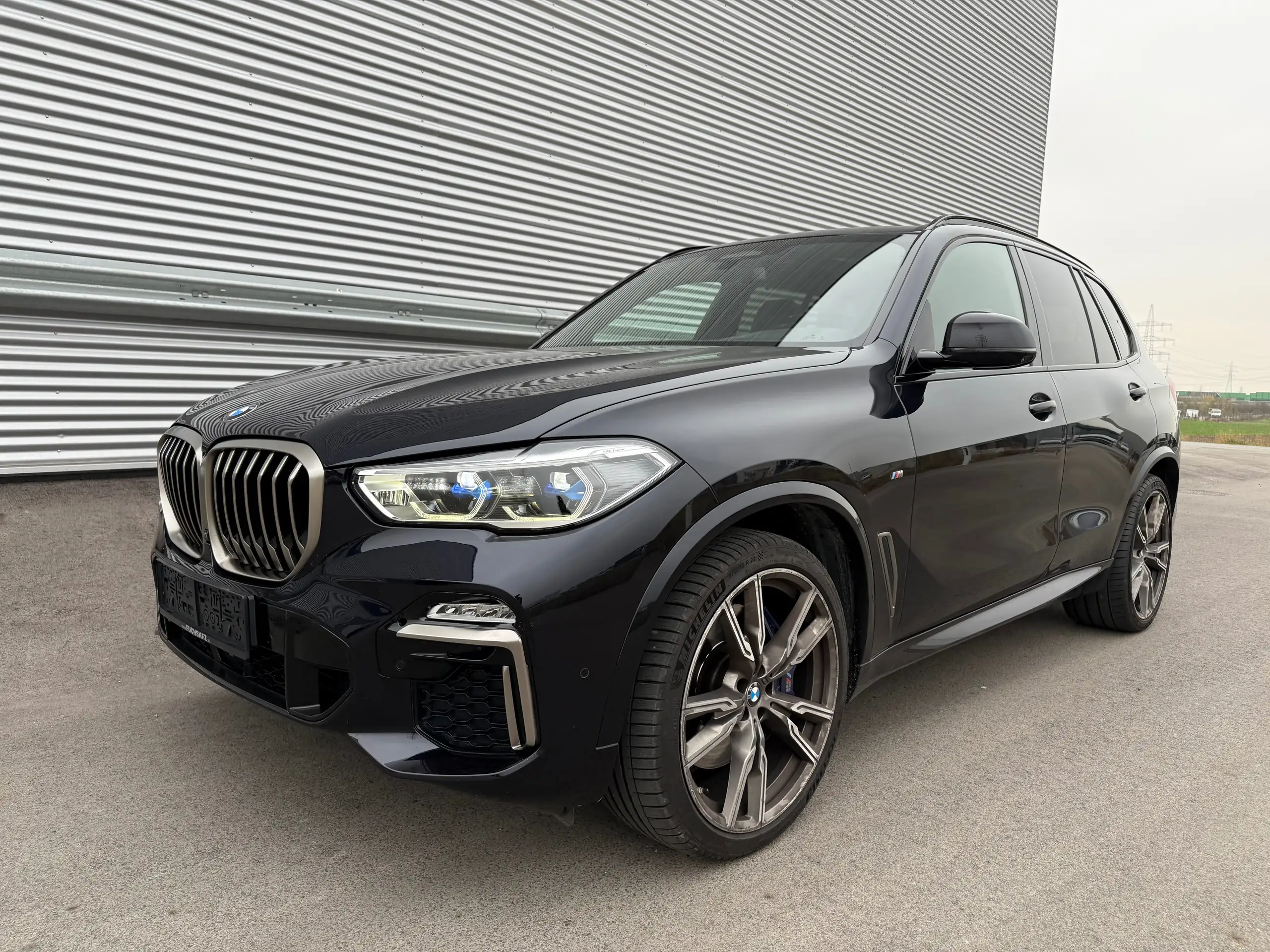 BMW - X5 M