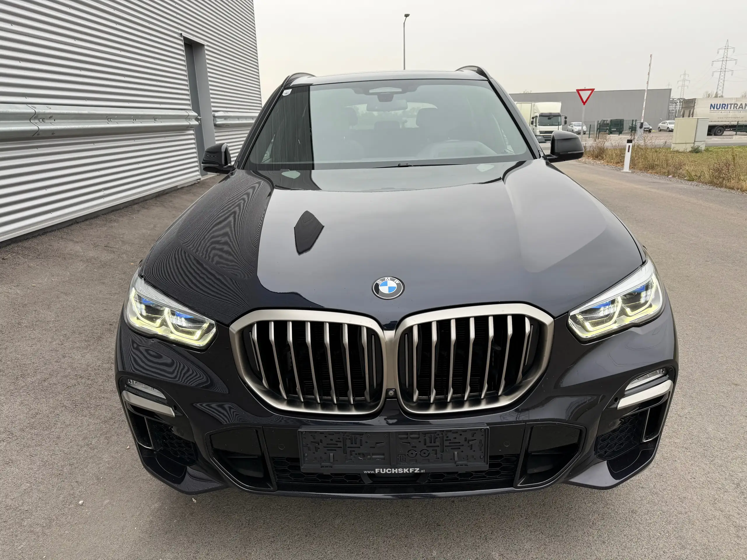 BMW - X5 M