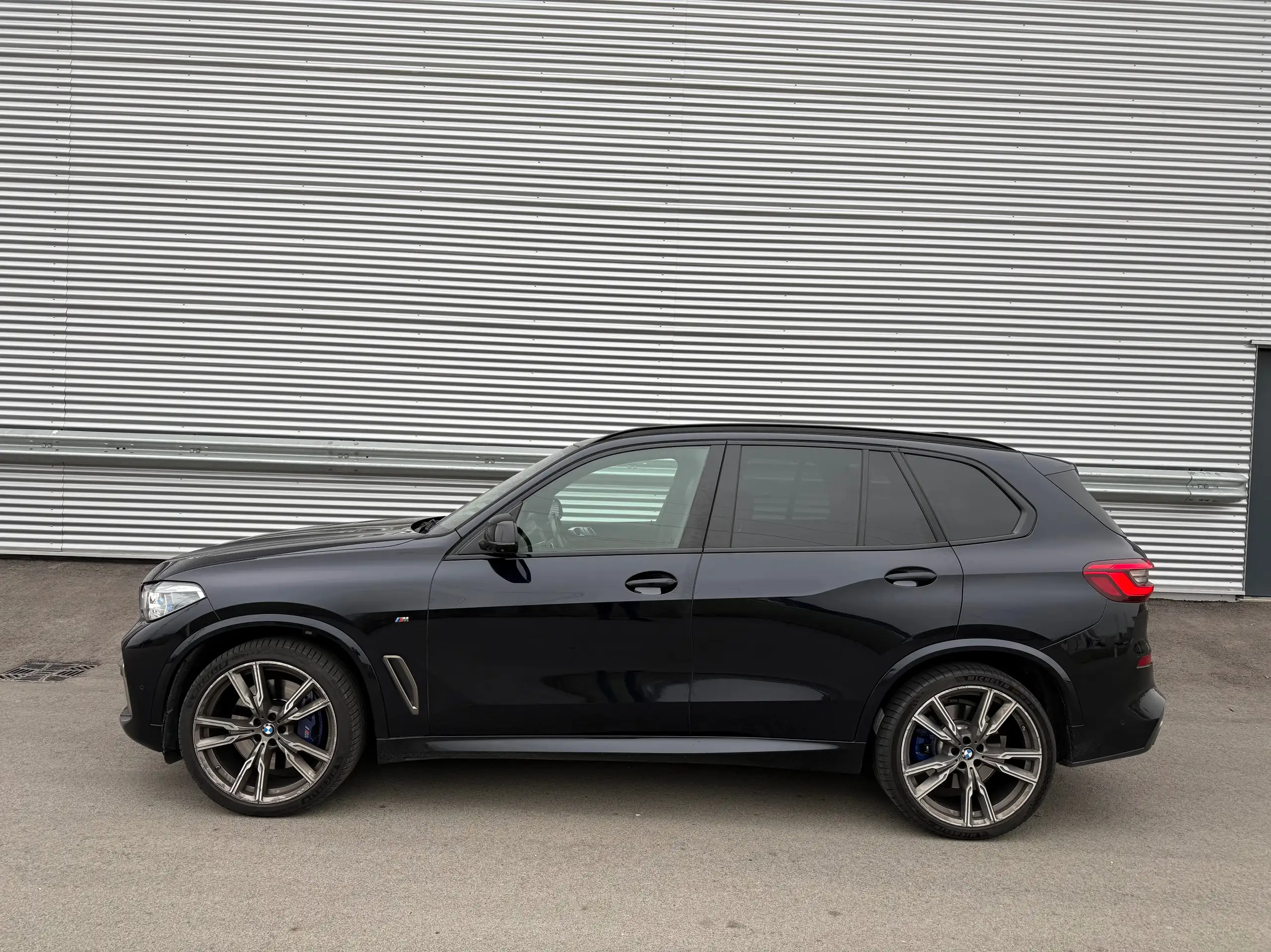 BMW - X5 M