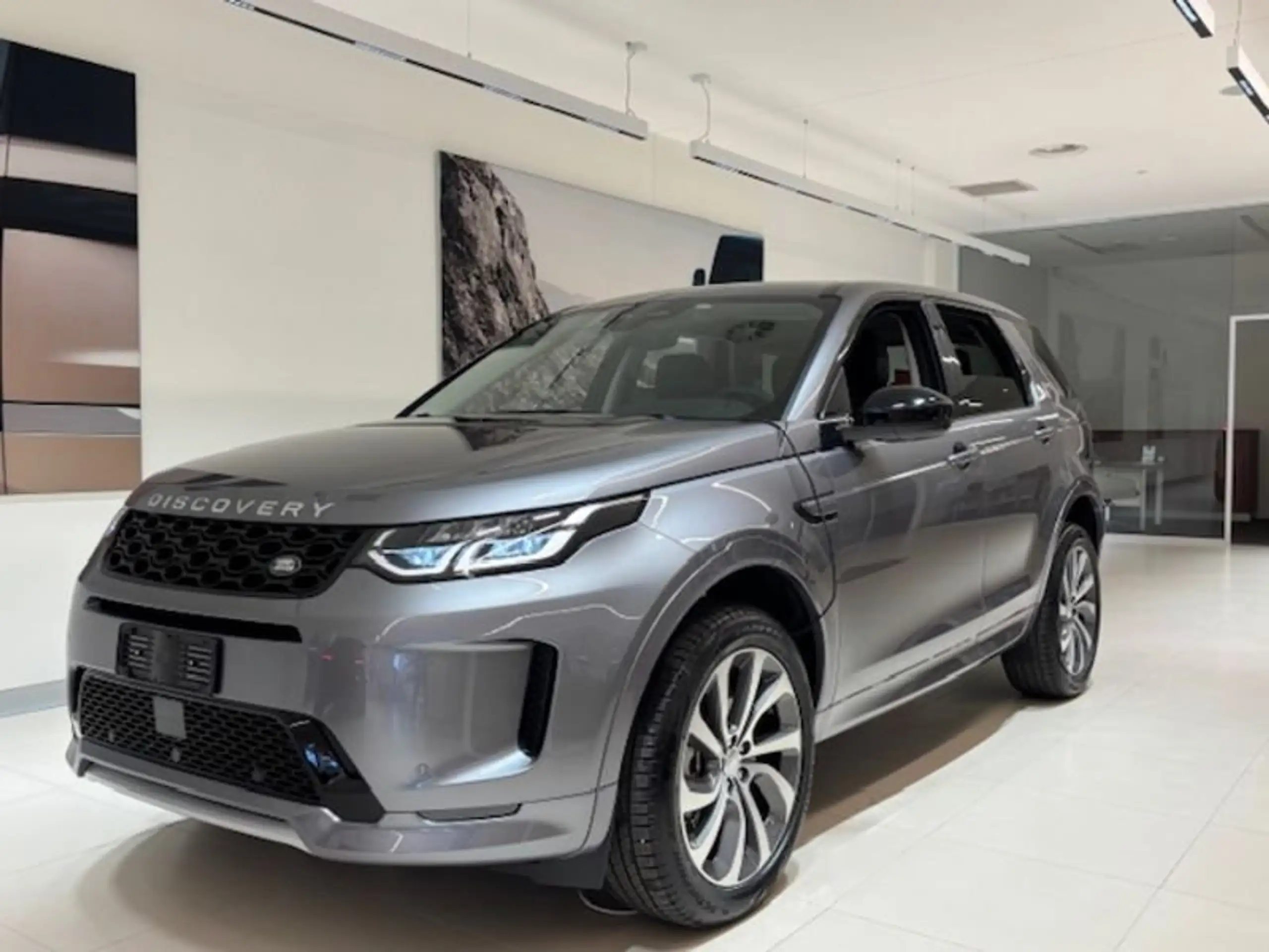 Land Rover - Discovery Sport