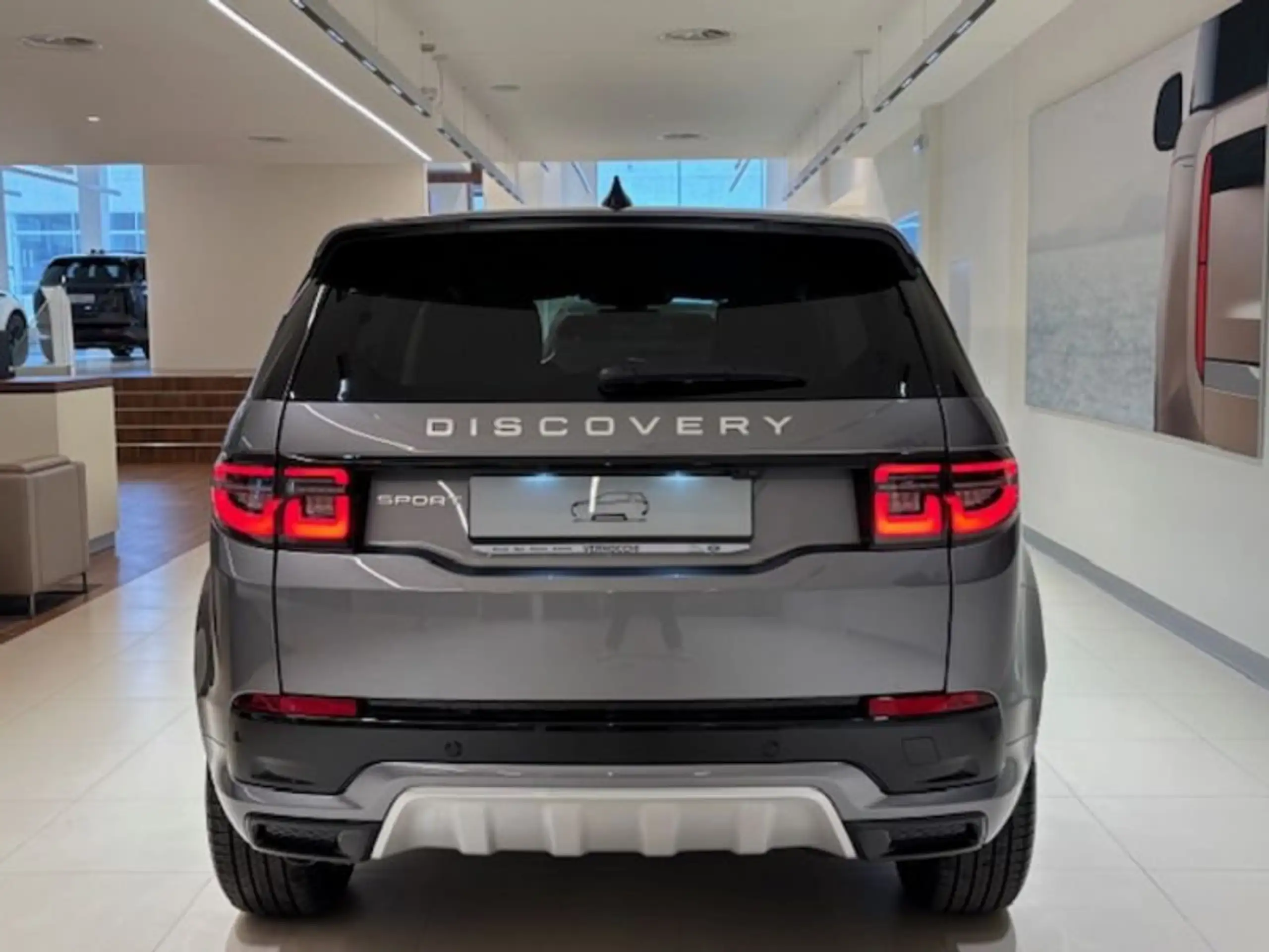 Land Rover - Discovery Sport