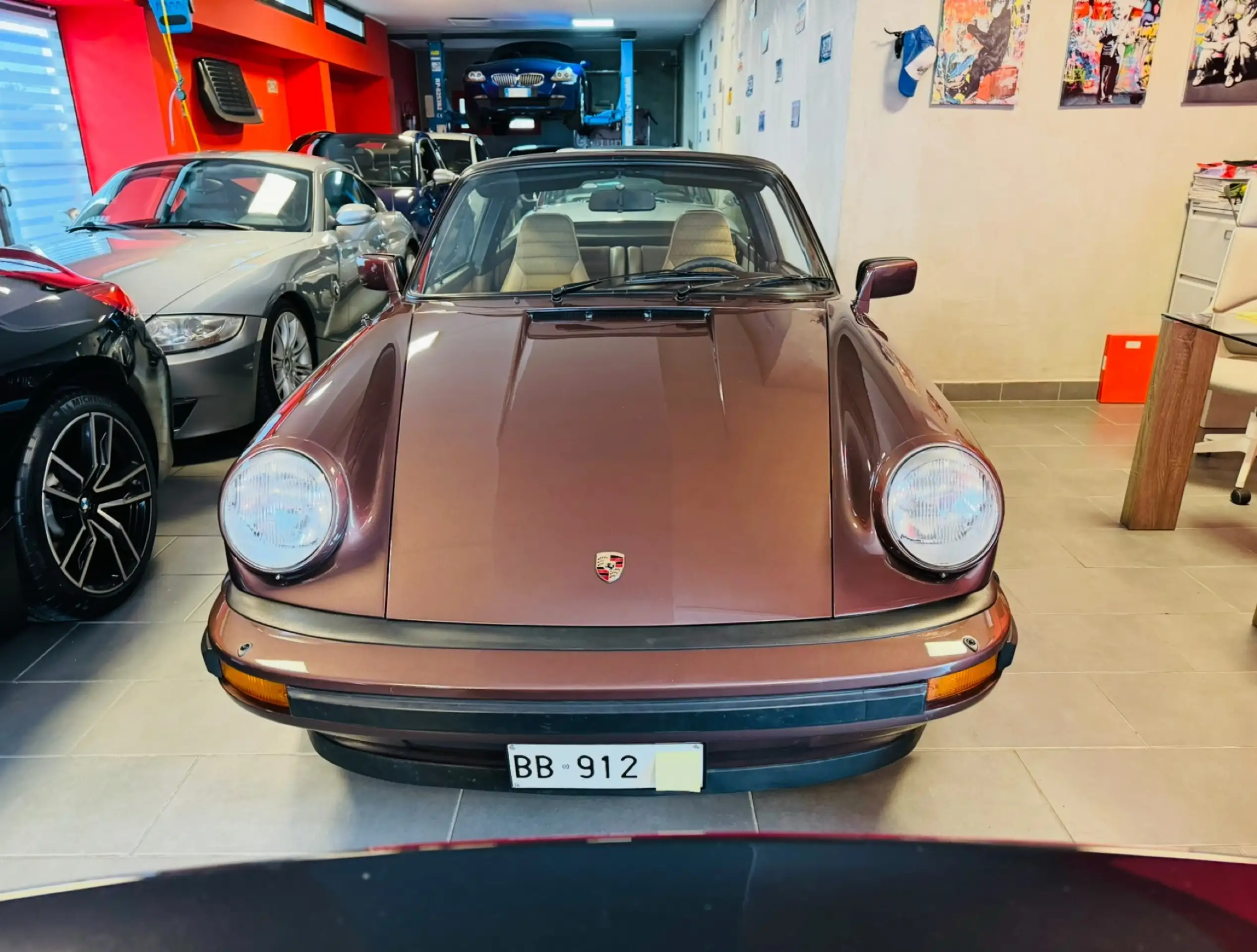 Porsche - 911