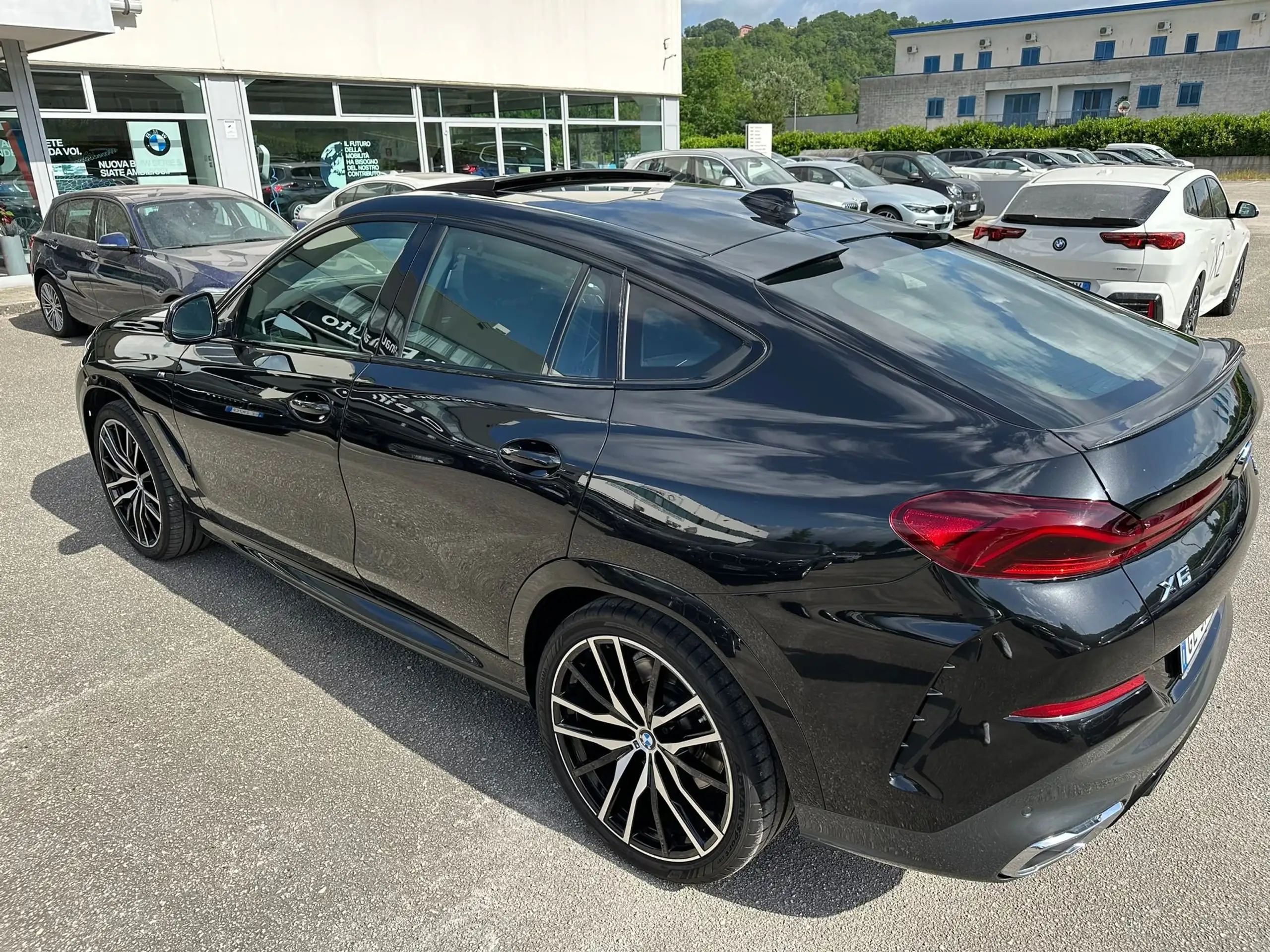 BMW - X6