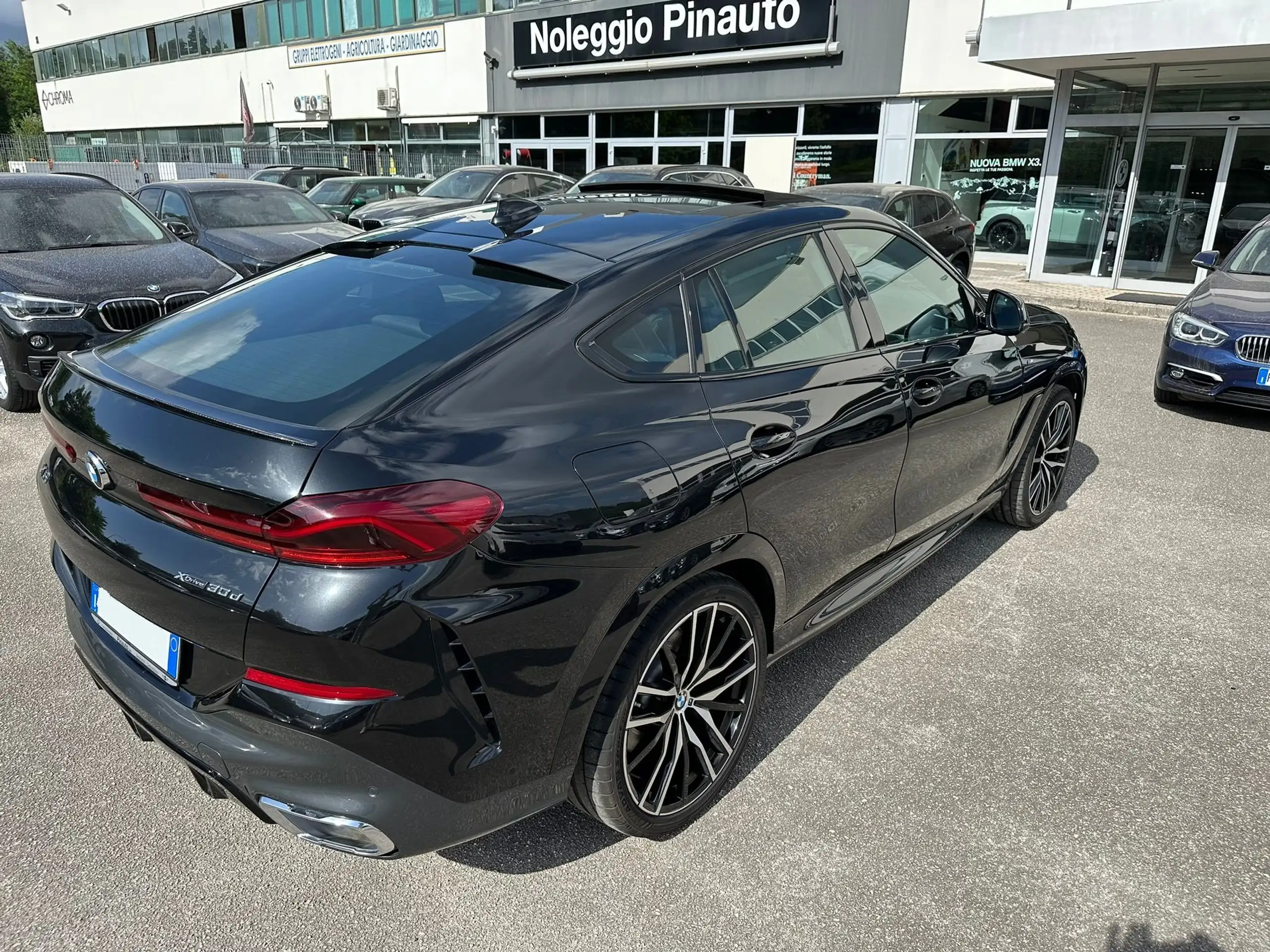 BMW - X6