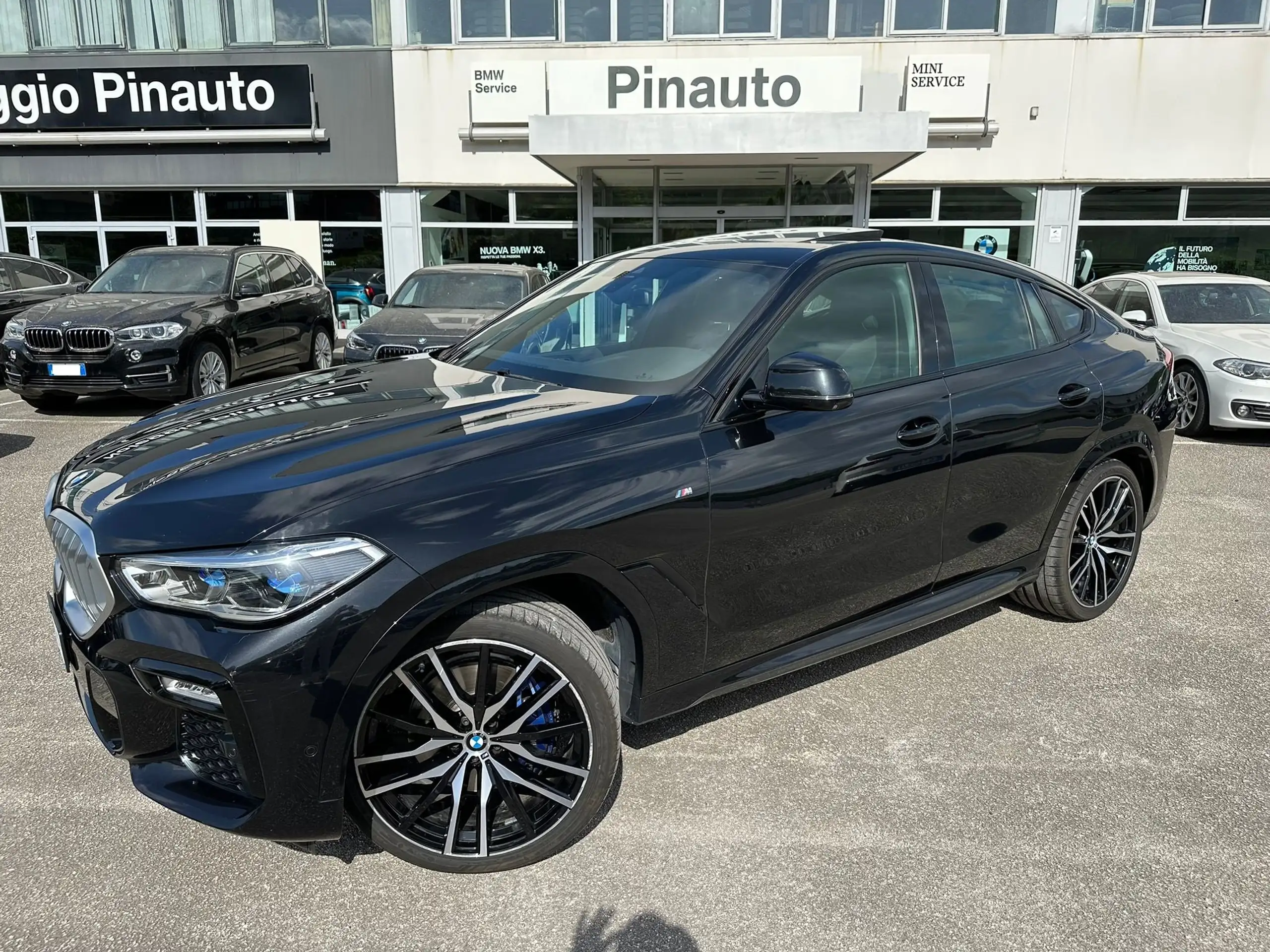 BMW - X6