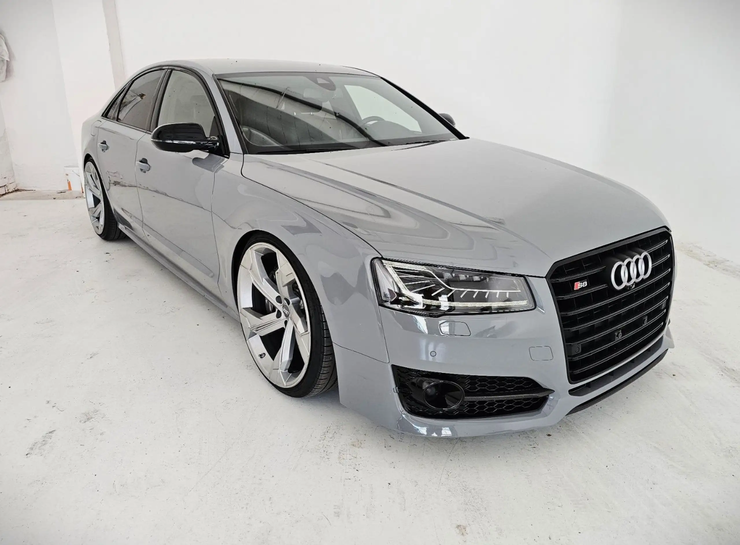 Audi S8 2017