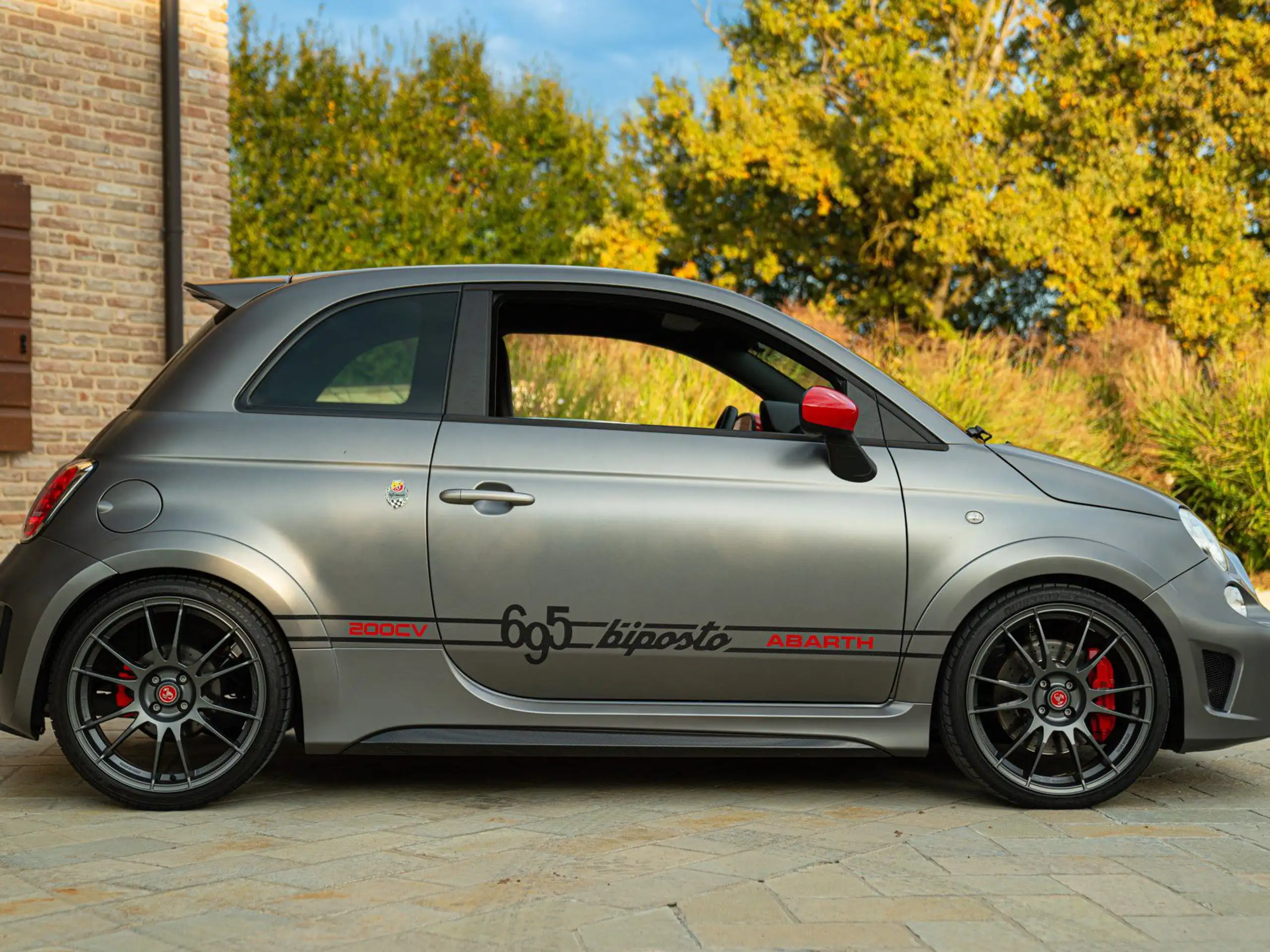 Abarth - 695