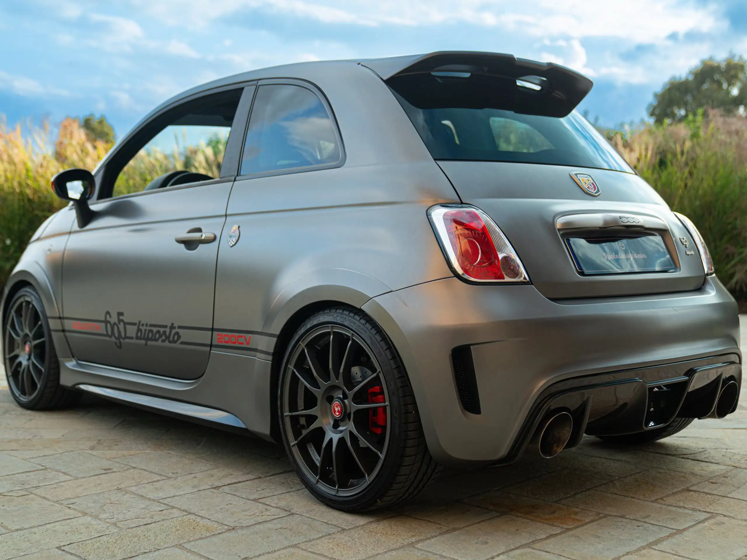 Abarth - 695