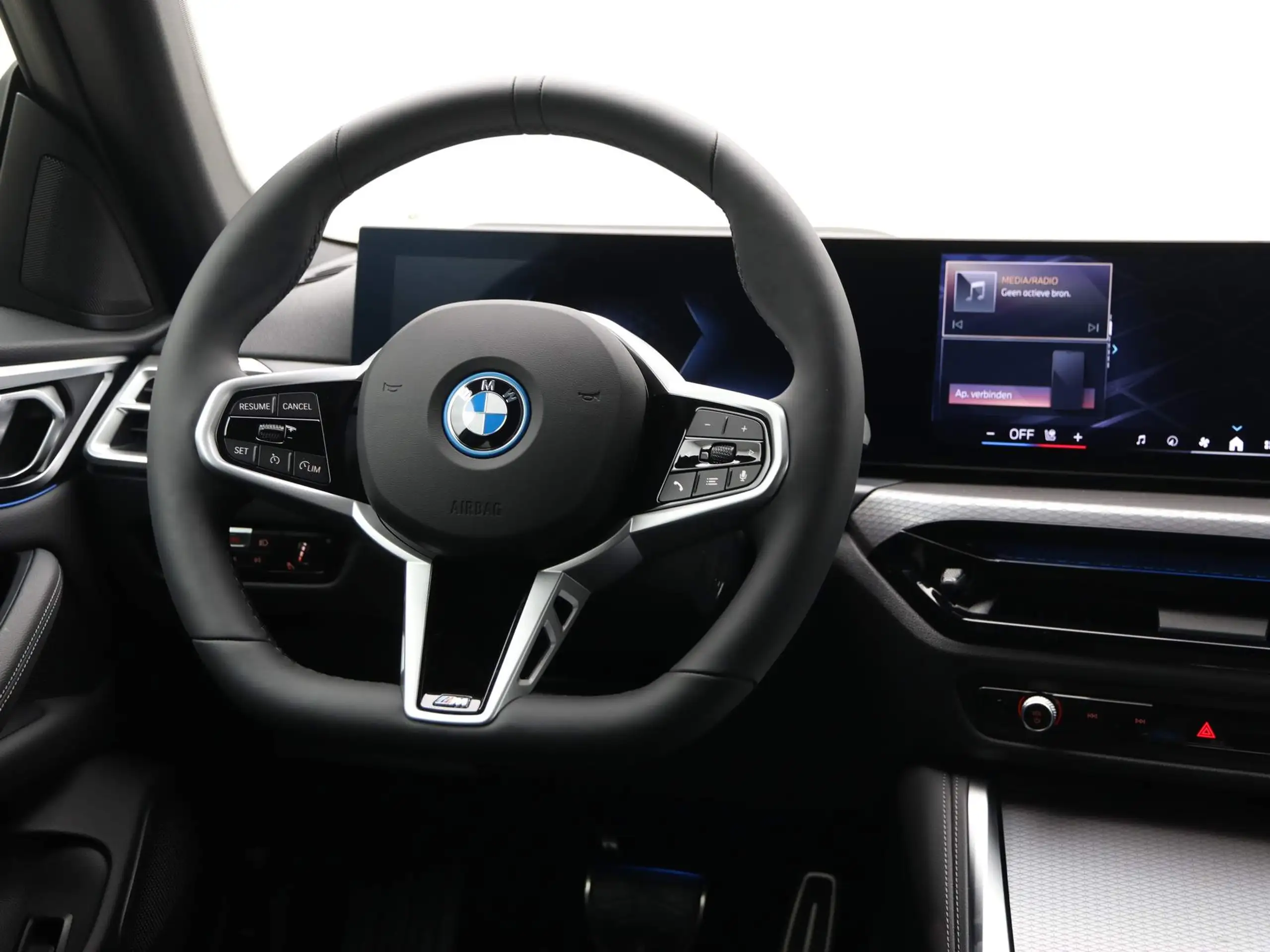 BMW - i4