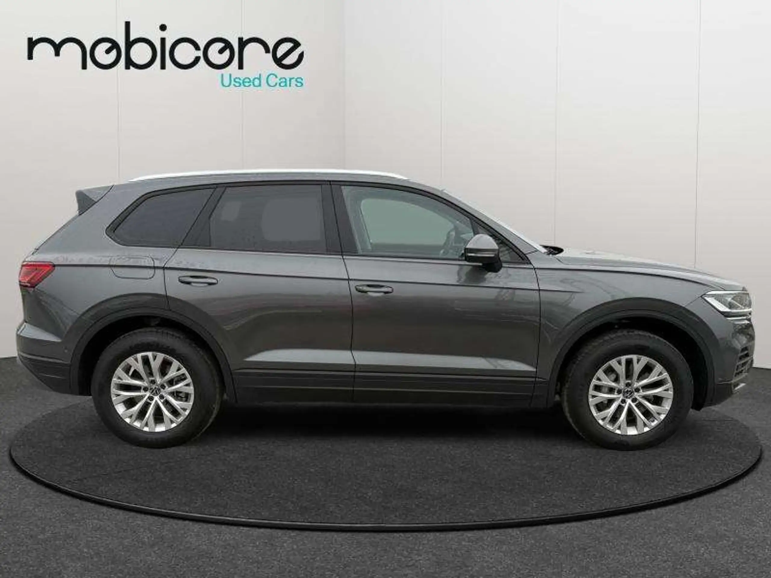 Volkswagen - Touareg