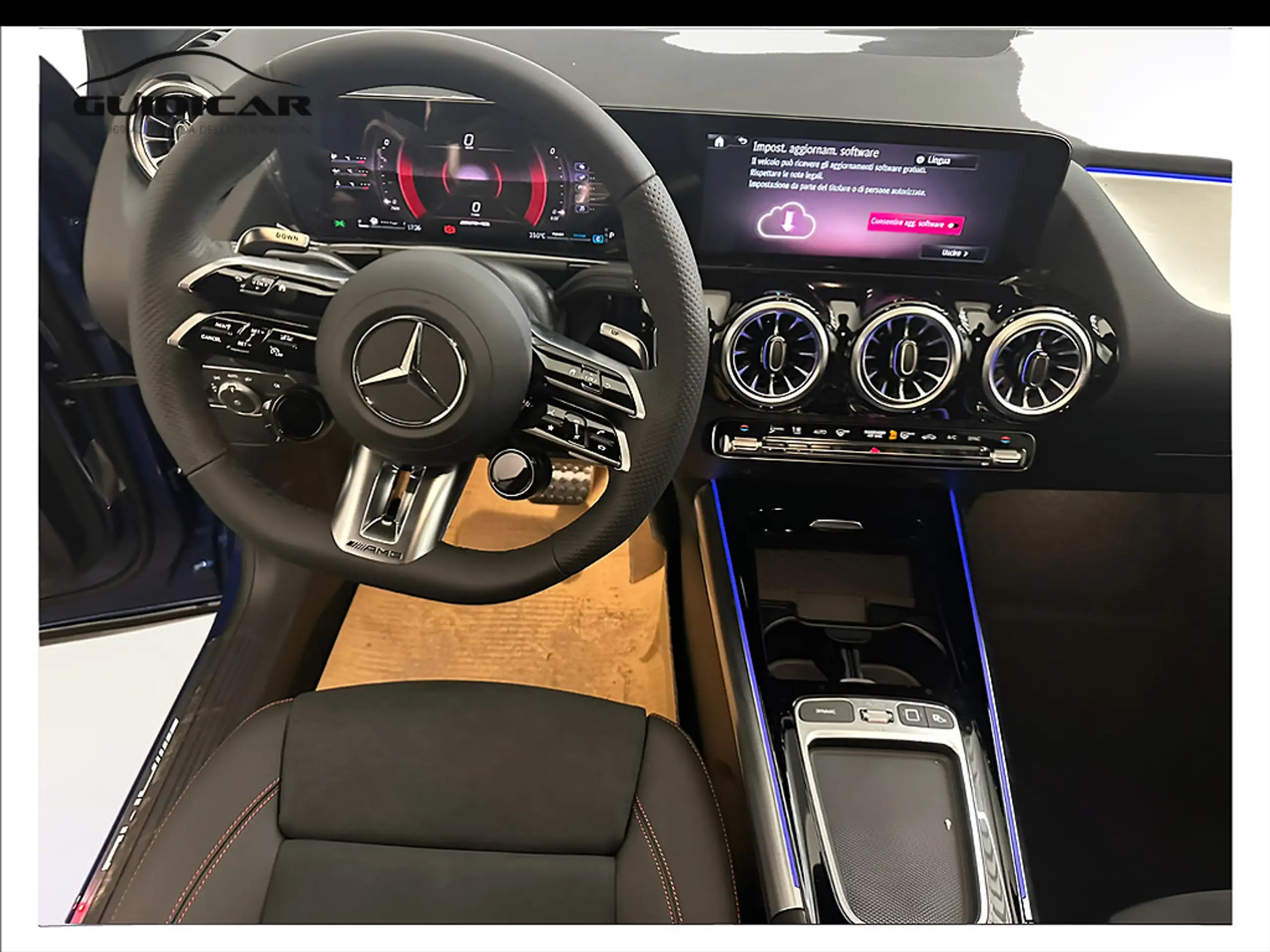 Mercedes-Benz - GLA 35 AMG