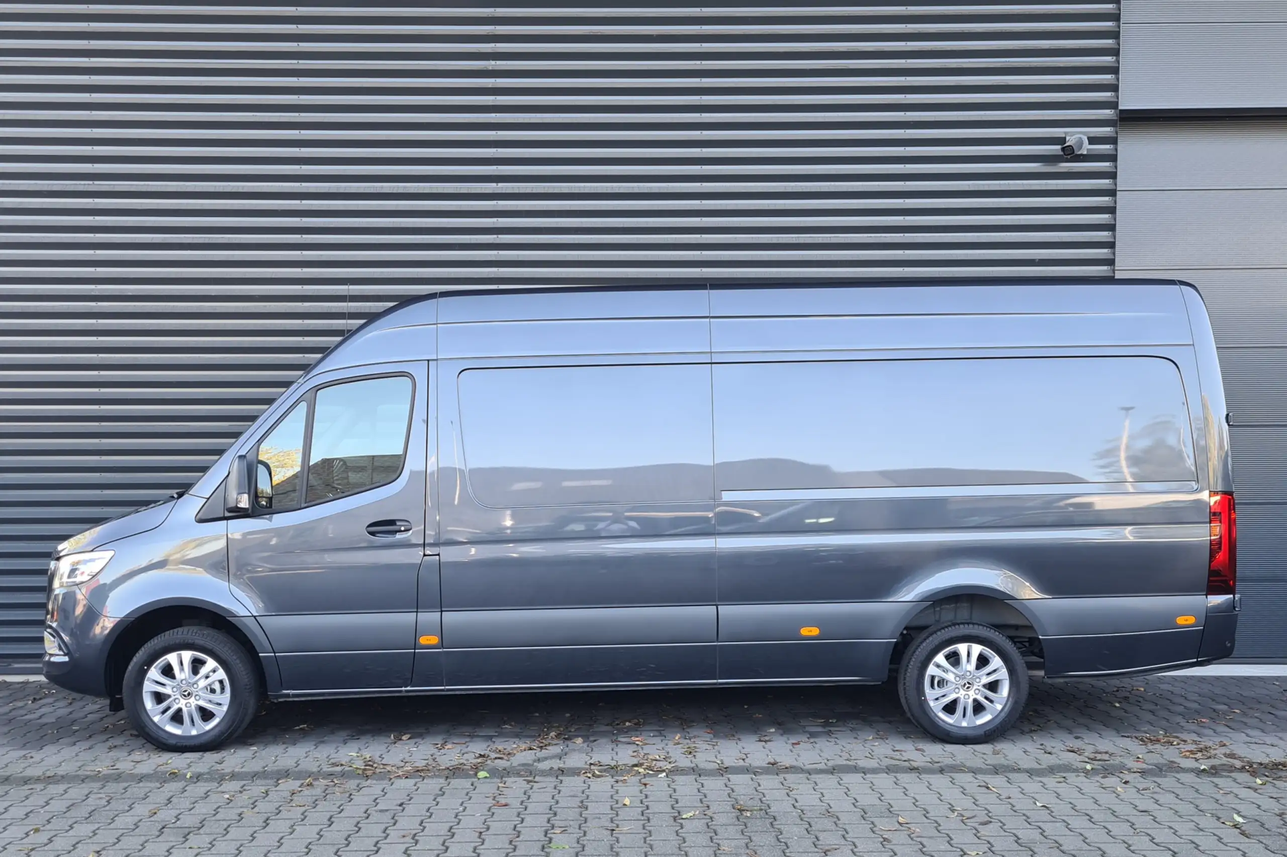 Mercedes-Benz - Sprinter