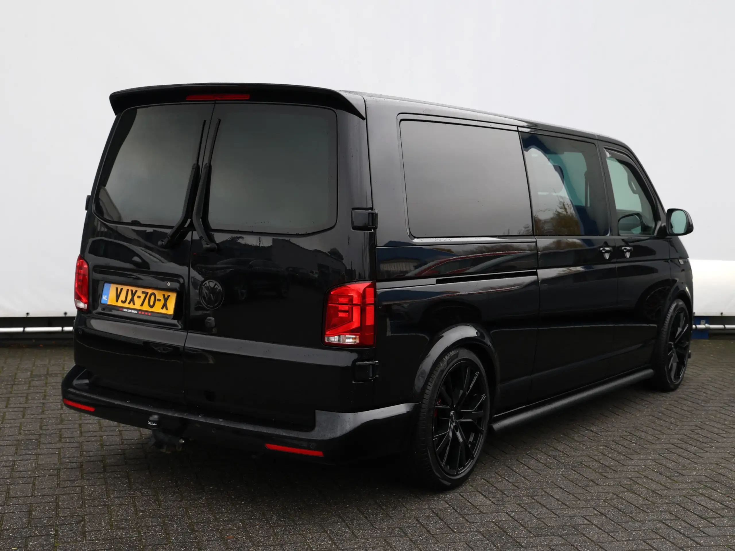 Volkswagen - T6.1 Transporter