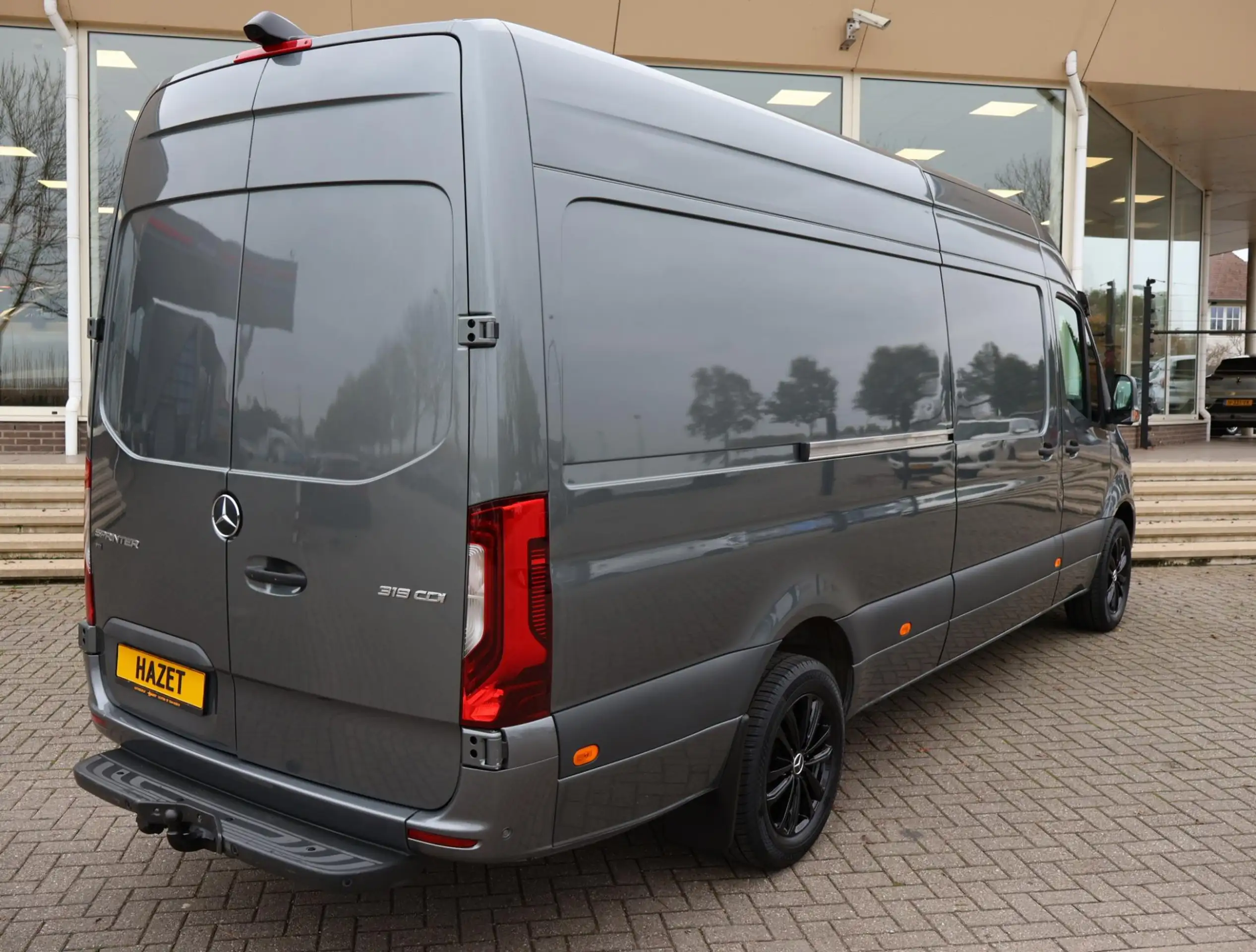 Mercedes-Benz - Sprinter