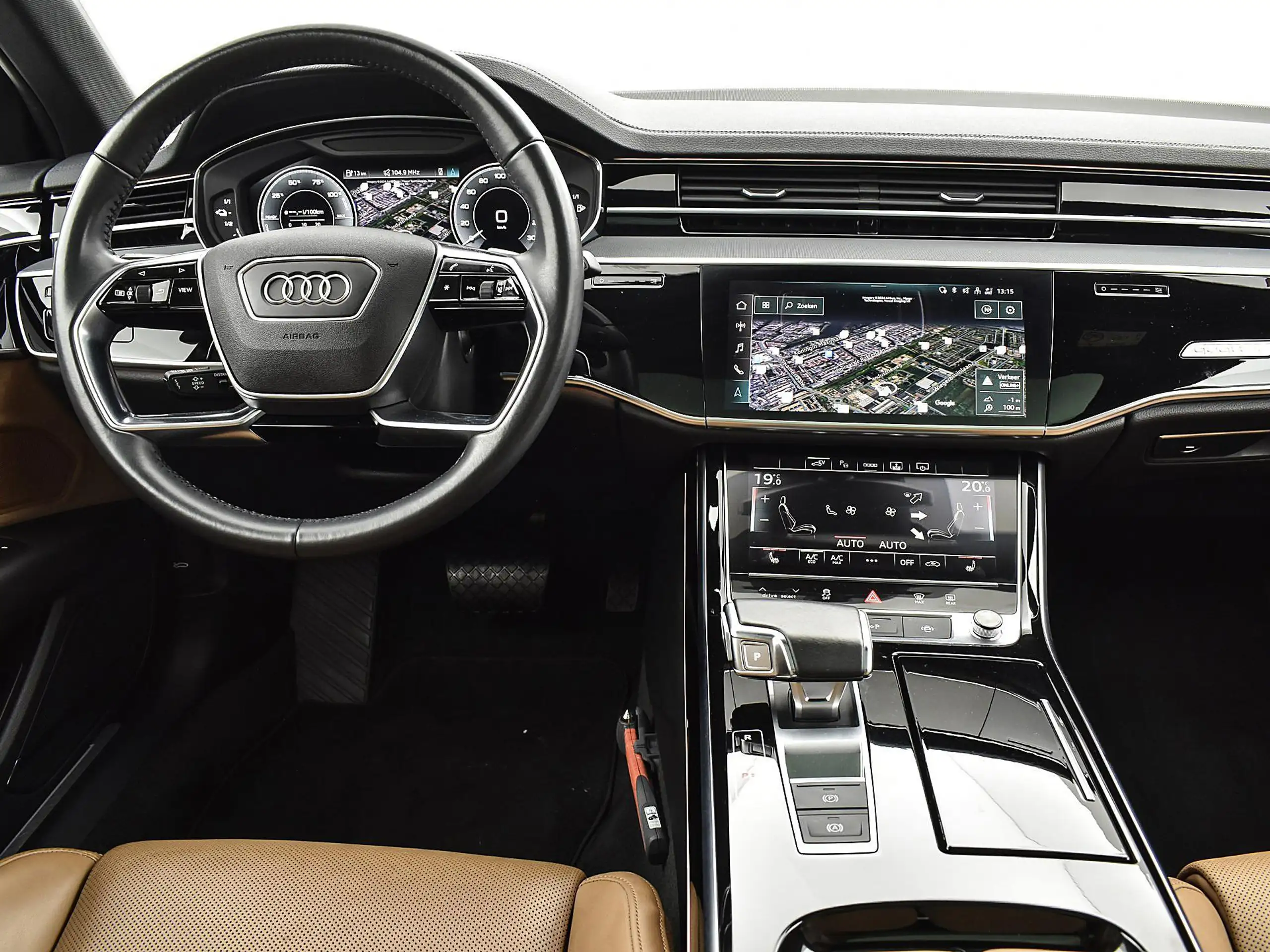 Audi - A8