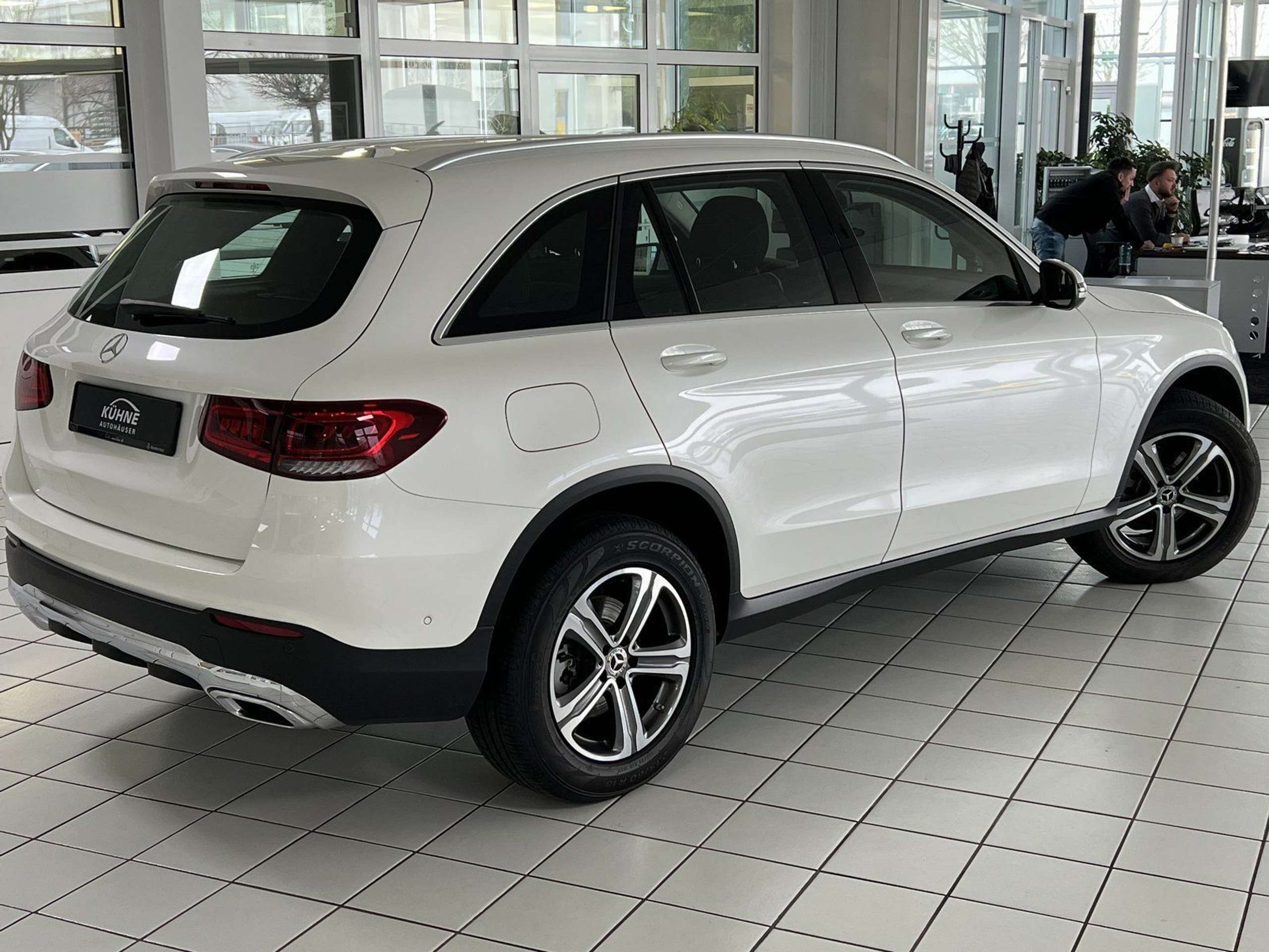 Mercedes-Benz - GLC 200