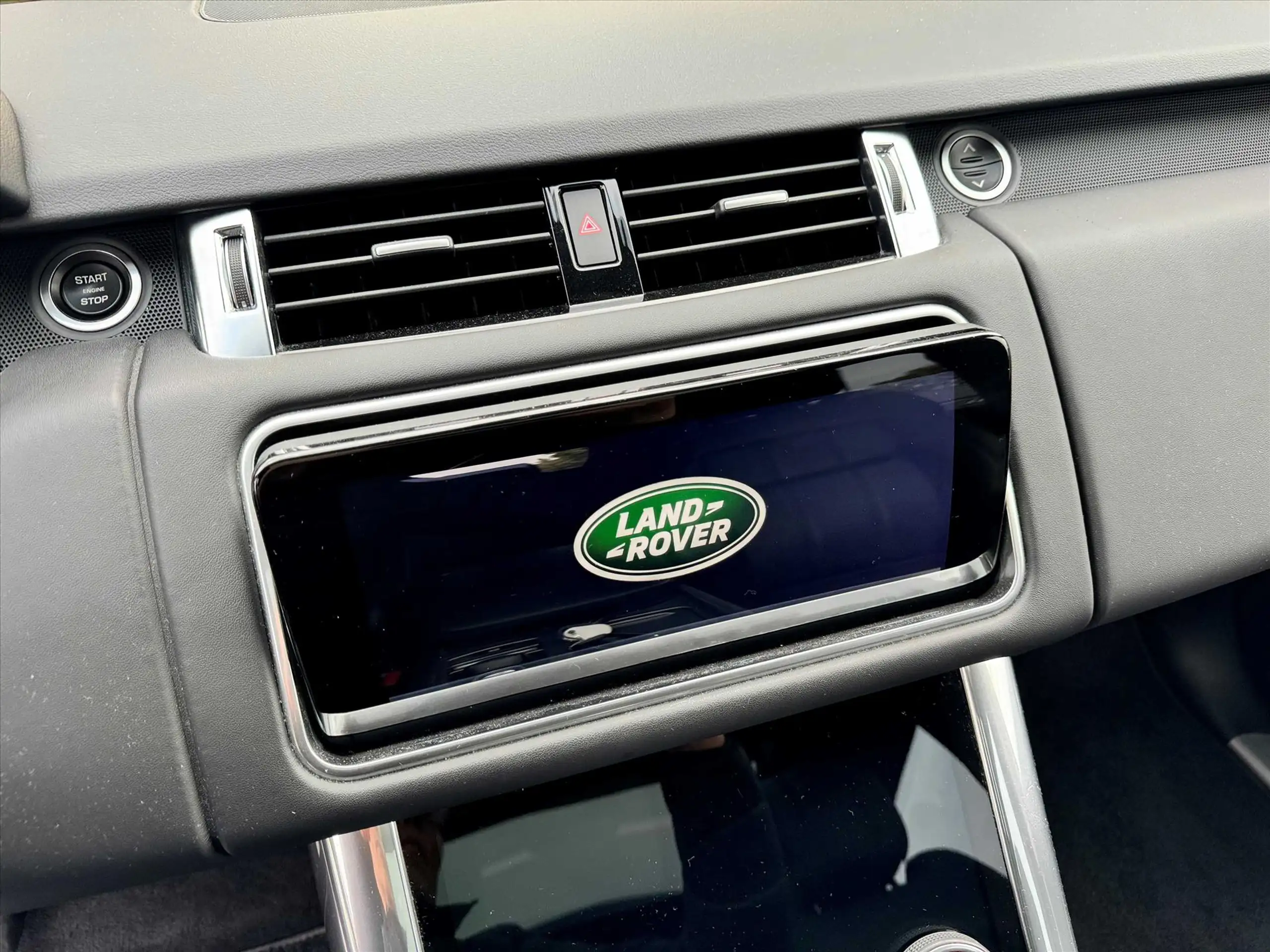 Land Rover - Range Rover Sport