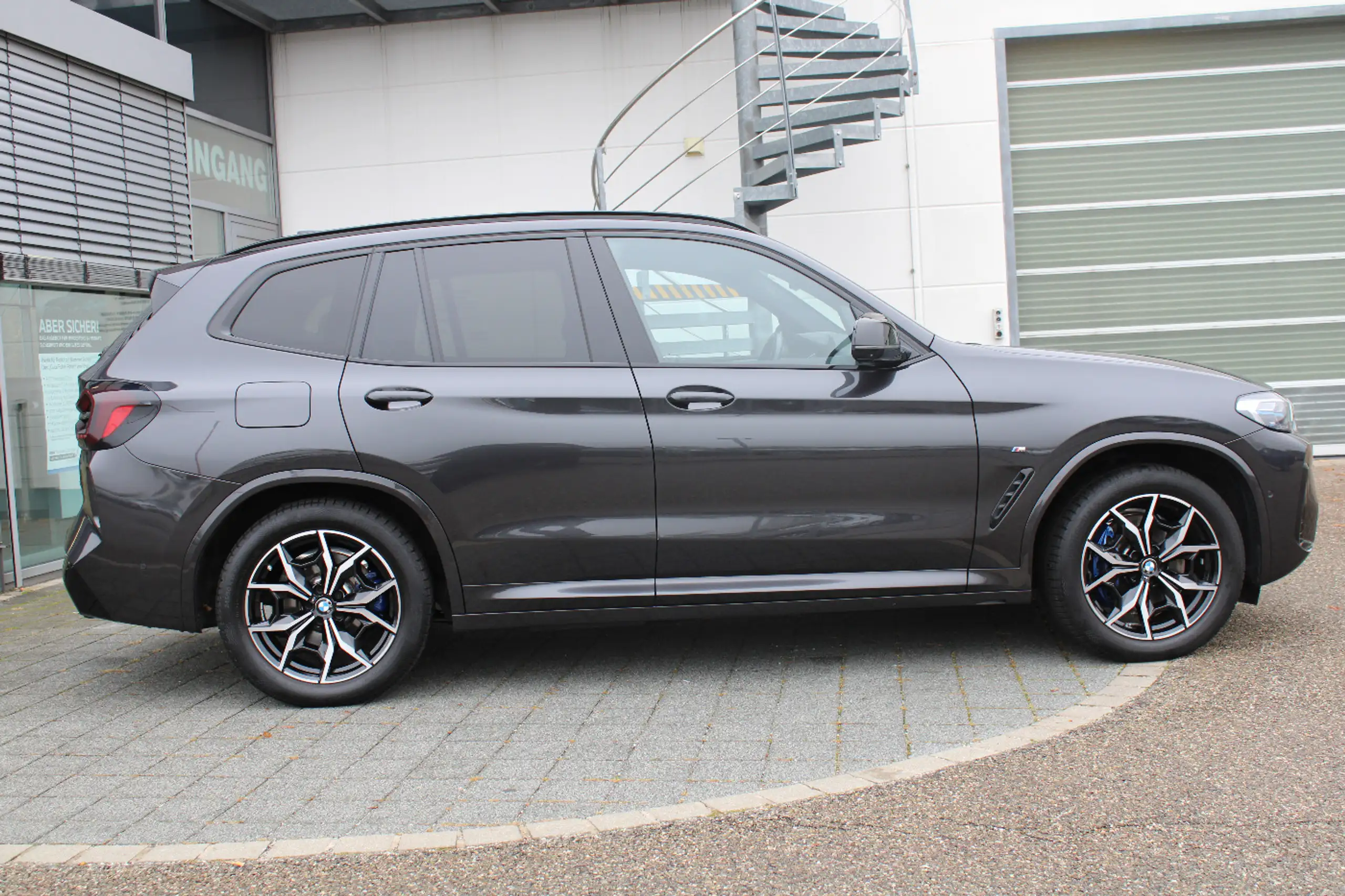 BMW - X3 M