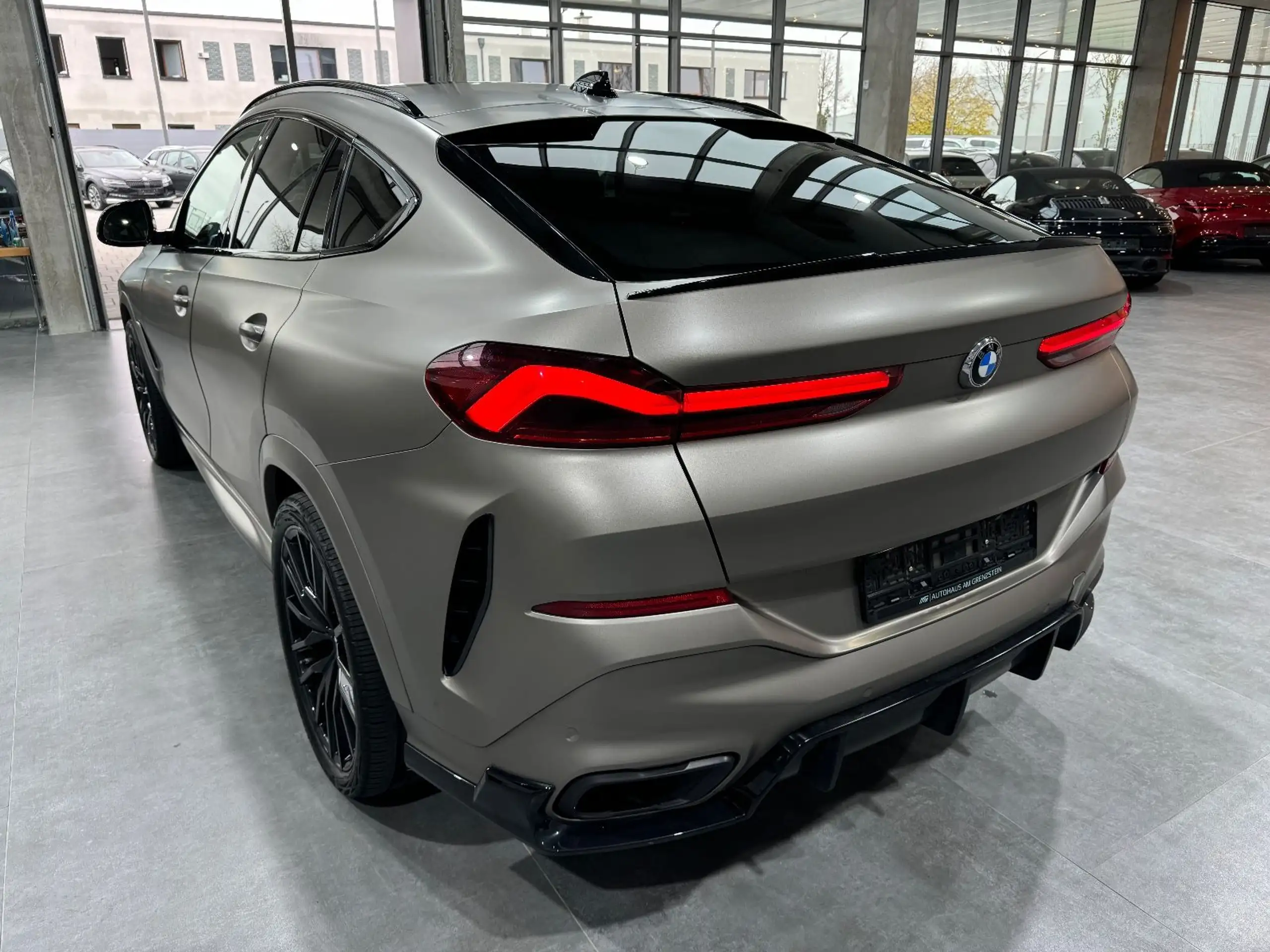 BMW - X6