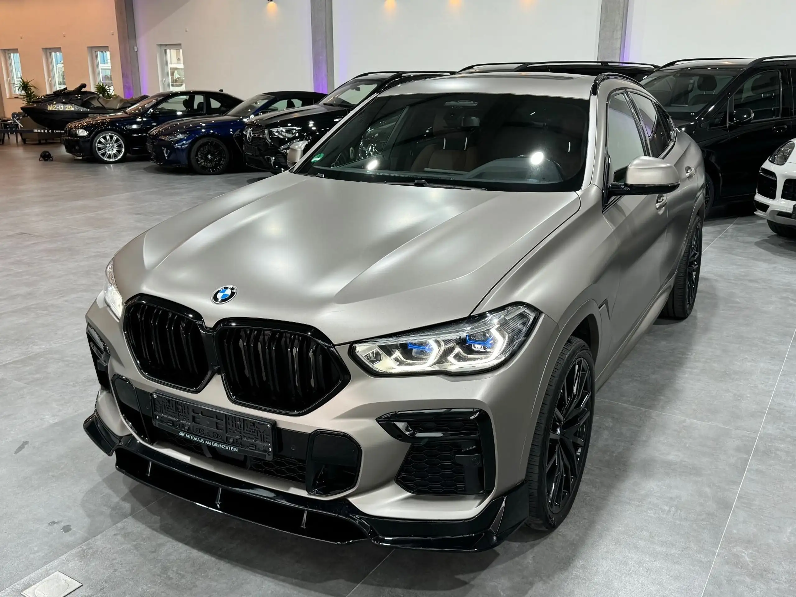 BMW - X6