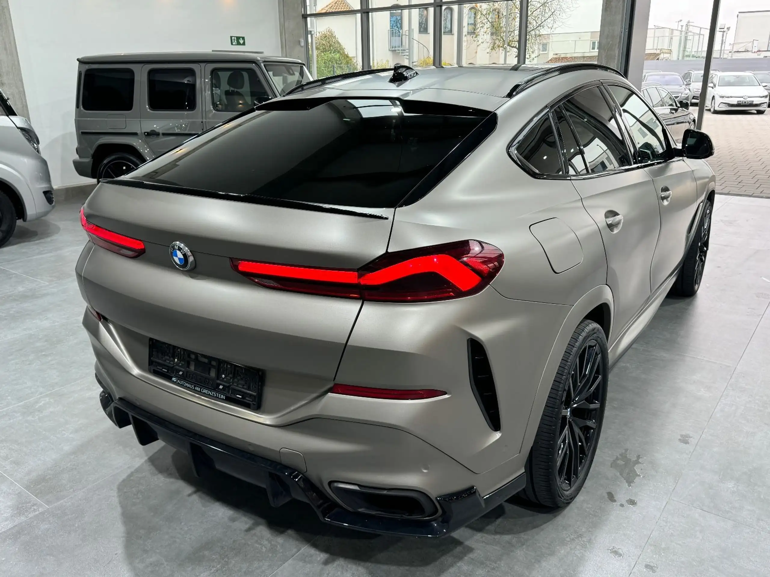 BMW - X6