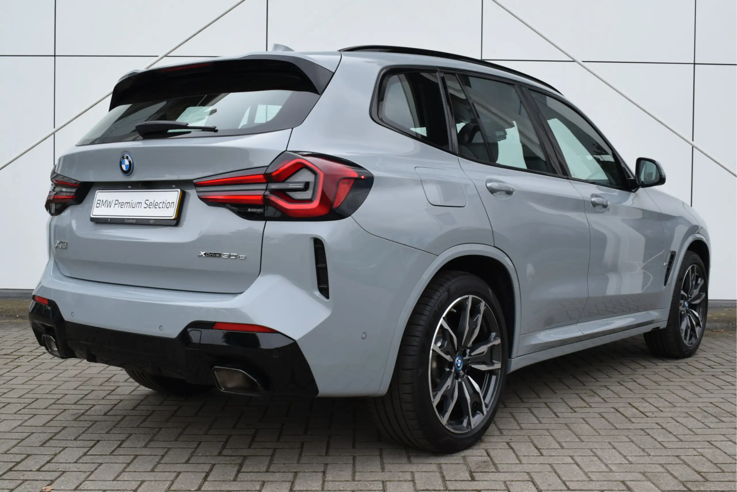 BMW - X3