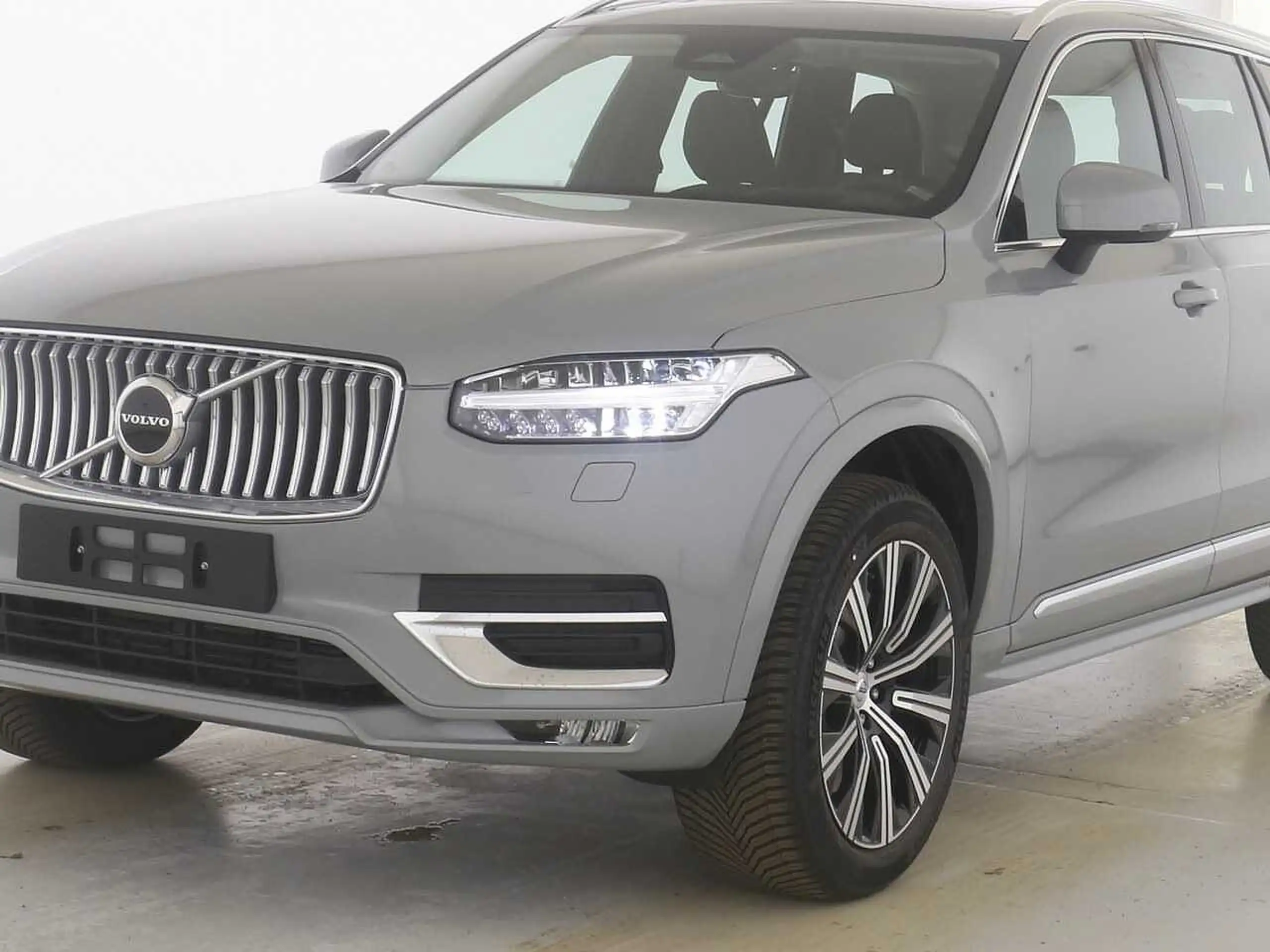 Volvo - XC90