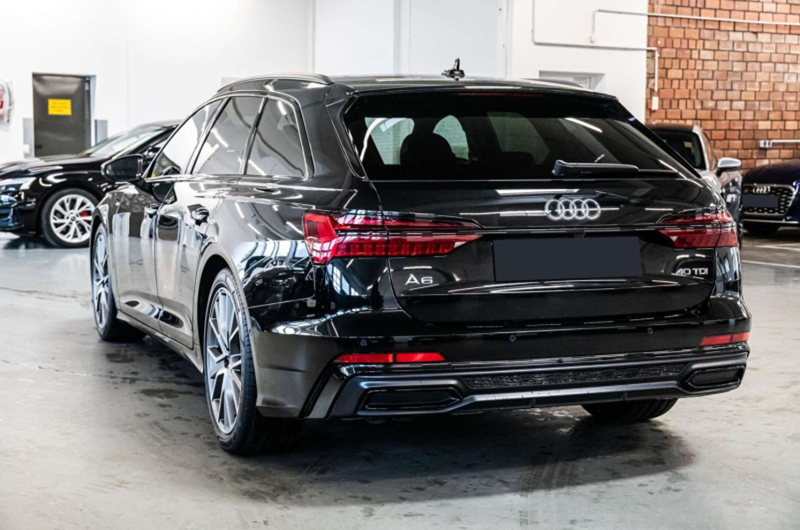 Audi - A6