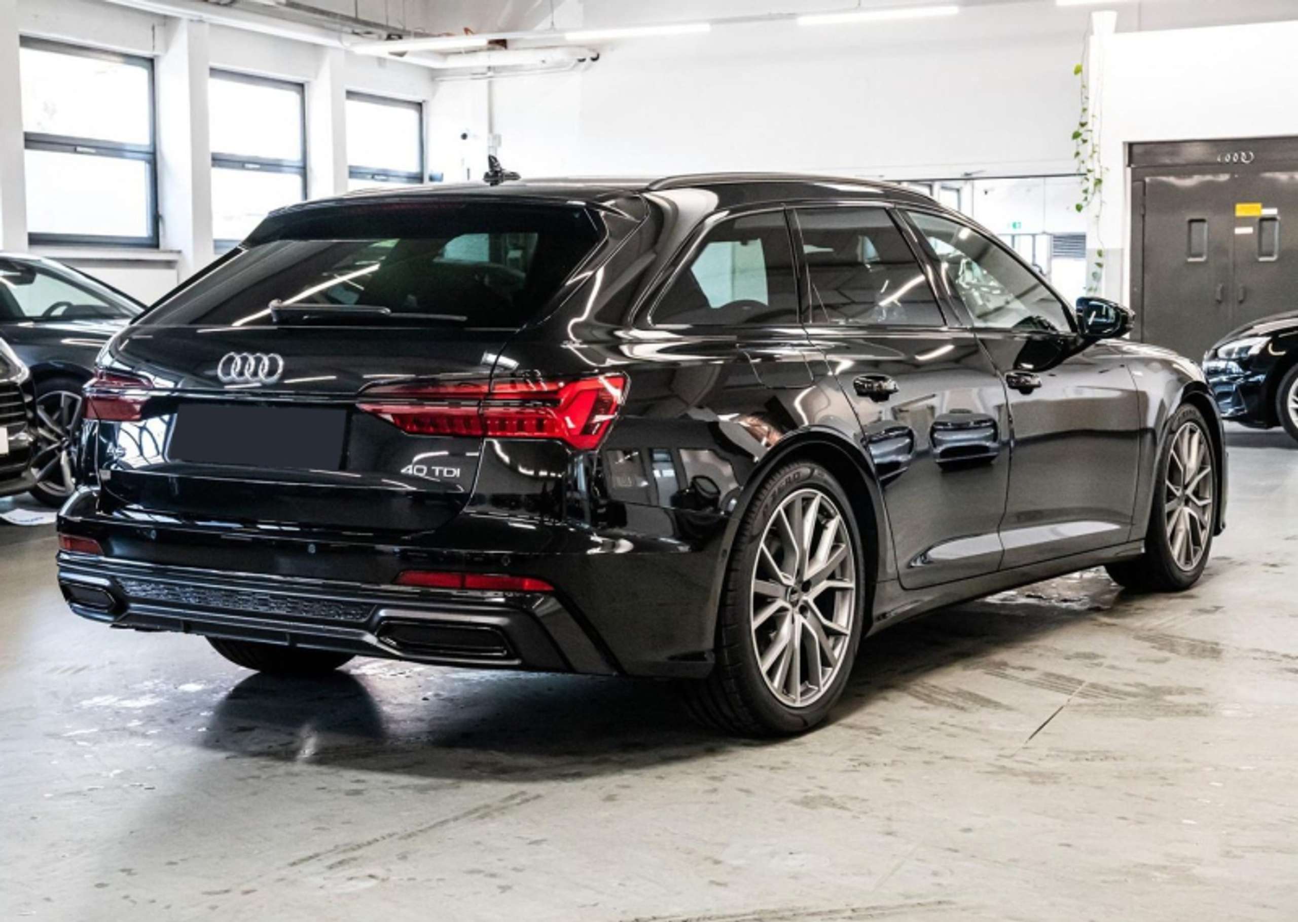 Audi - A6