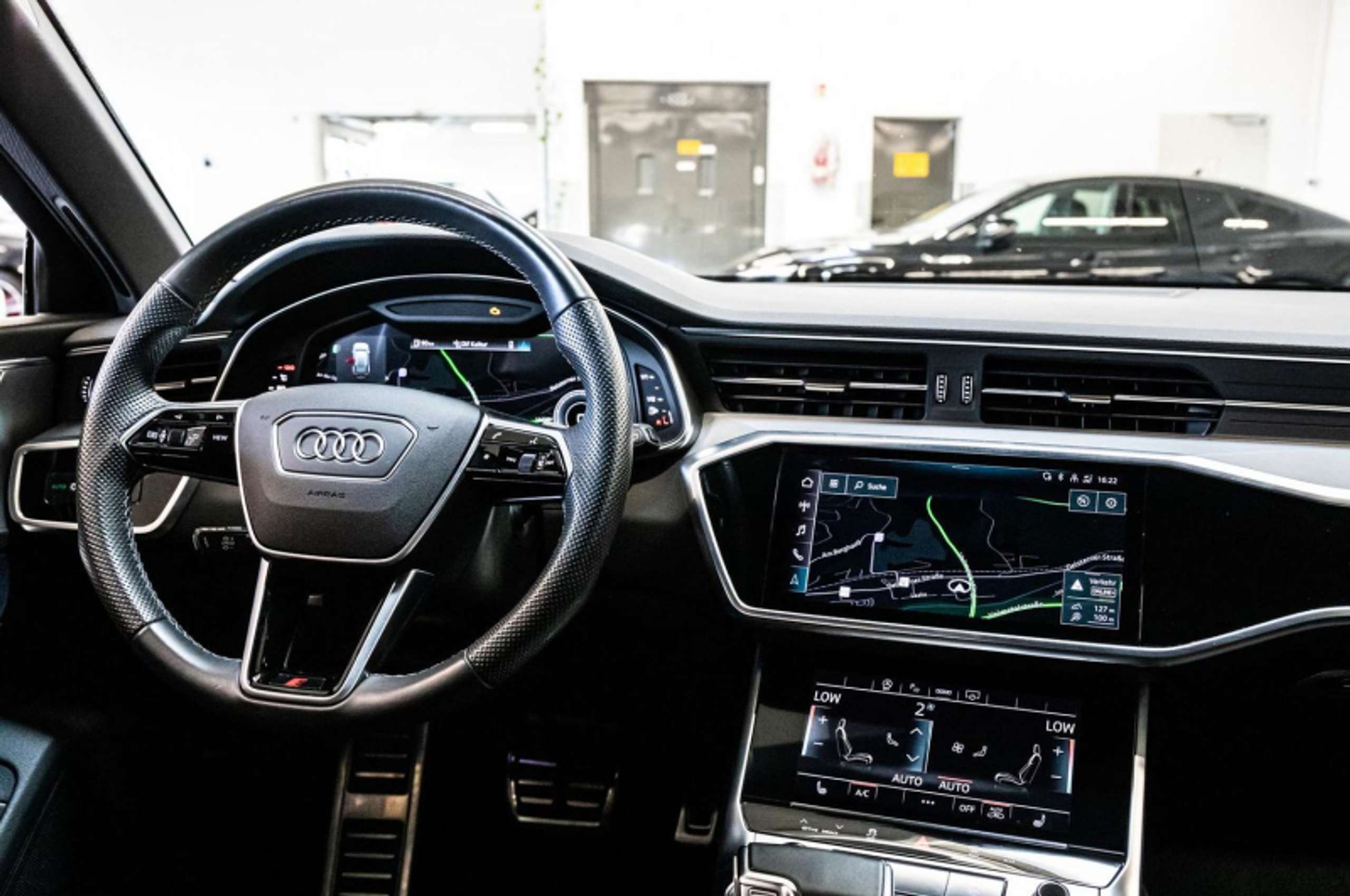 Audi - A6