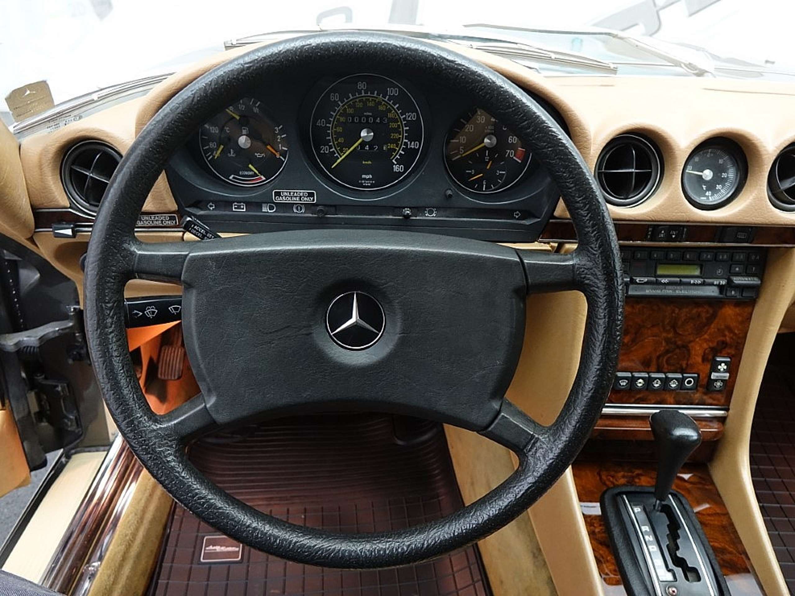 Mercedes-Benz - SL 380