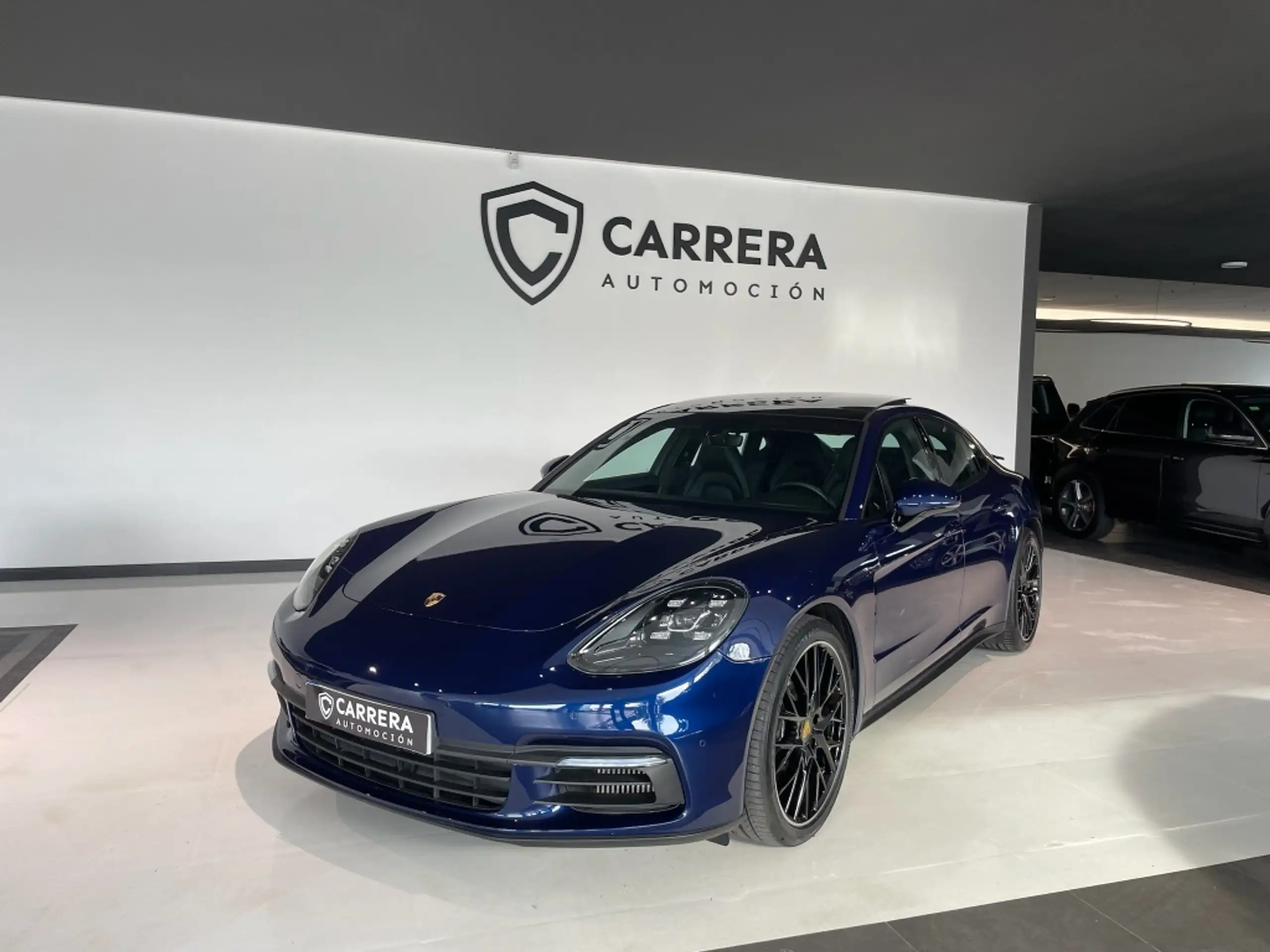 Porsche - Panamera