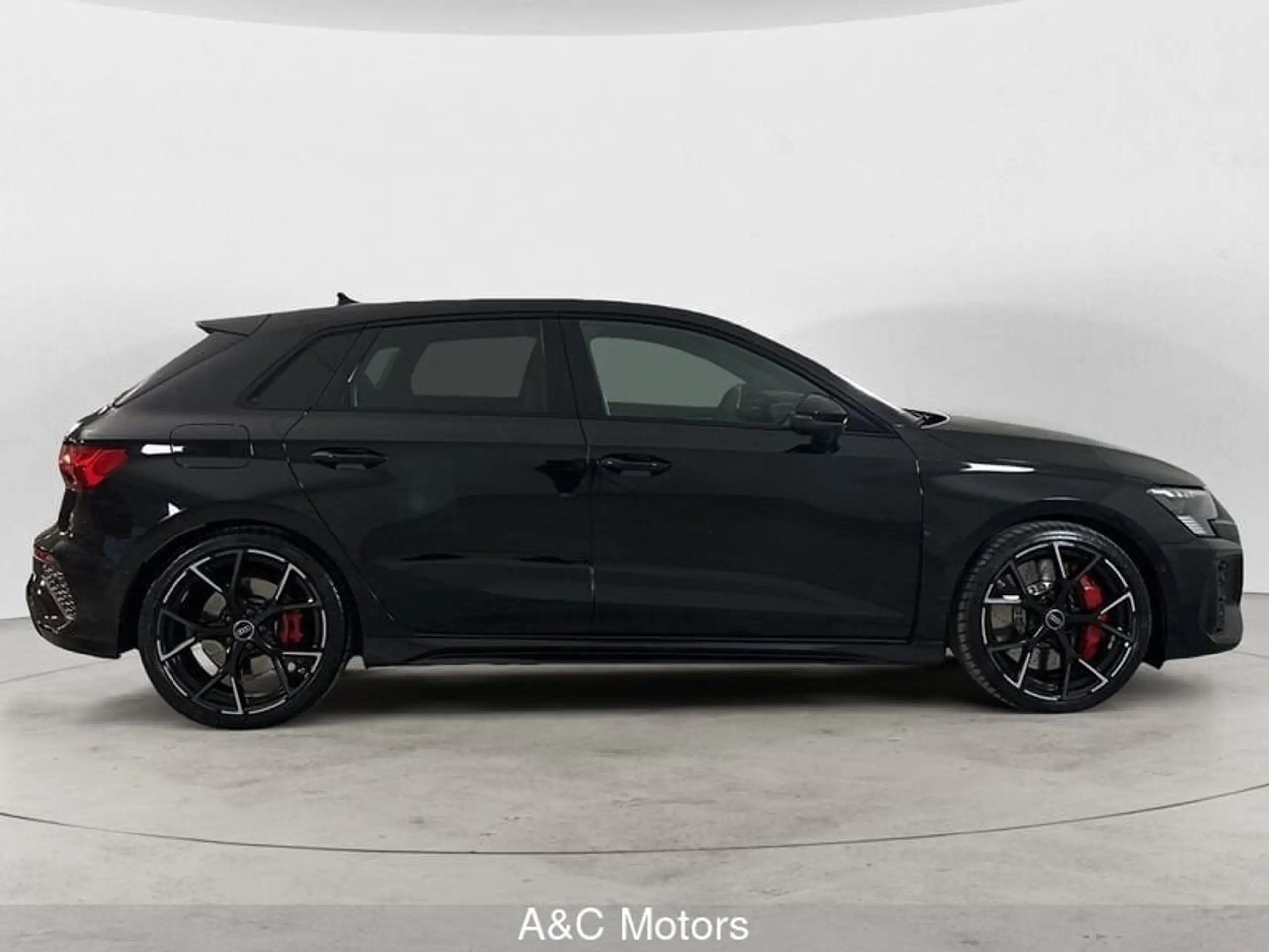 Audi - RS3