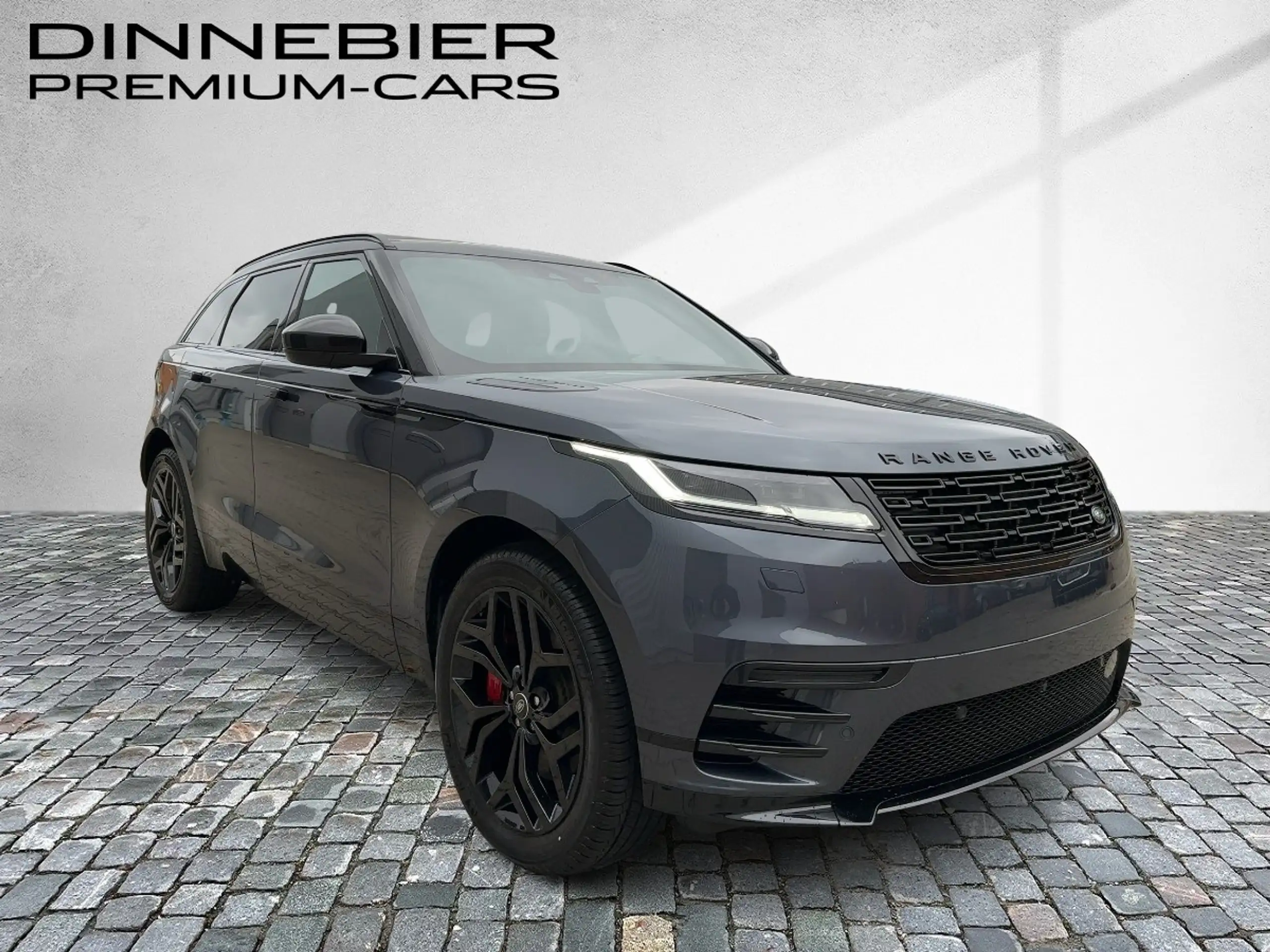 Land Rover - Range Rover Velar