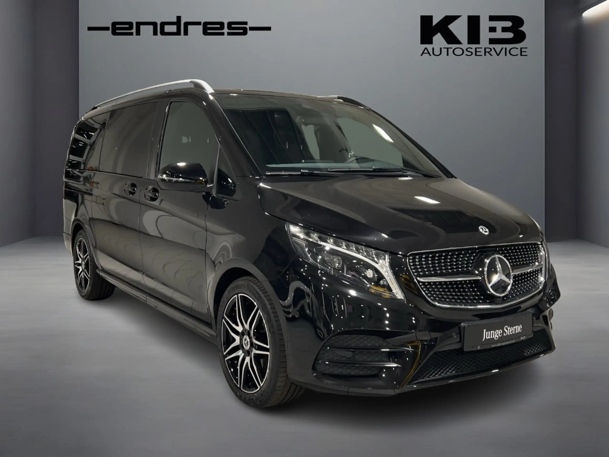 Mercedes-Benz - V 250