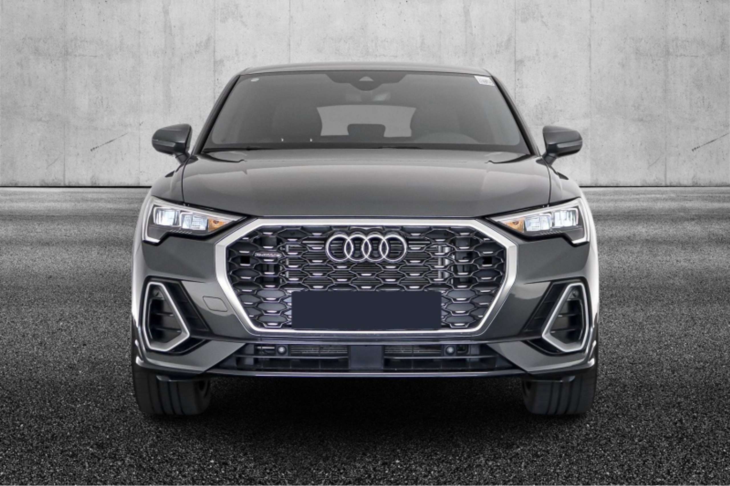 Audi - Q3