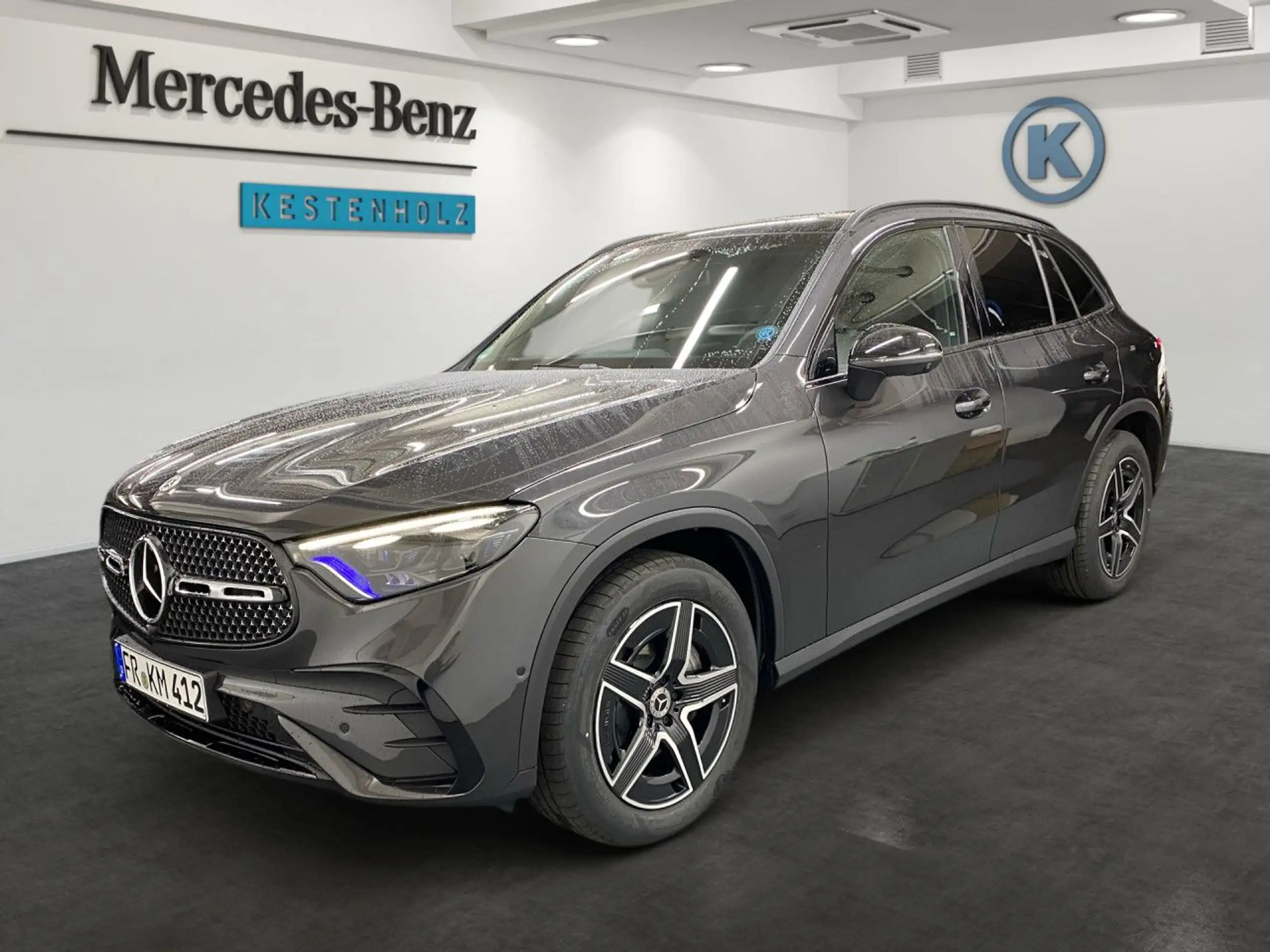 Mercedes-Benz - GLC 220