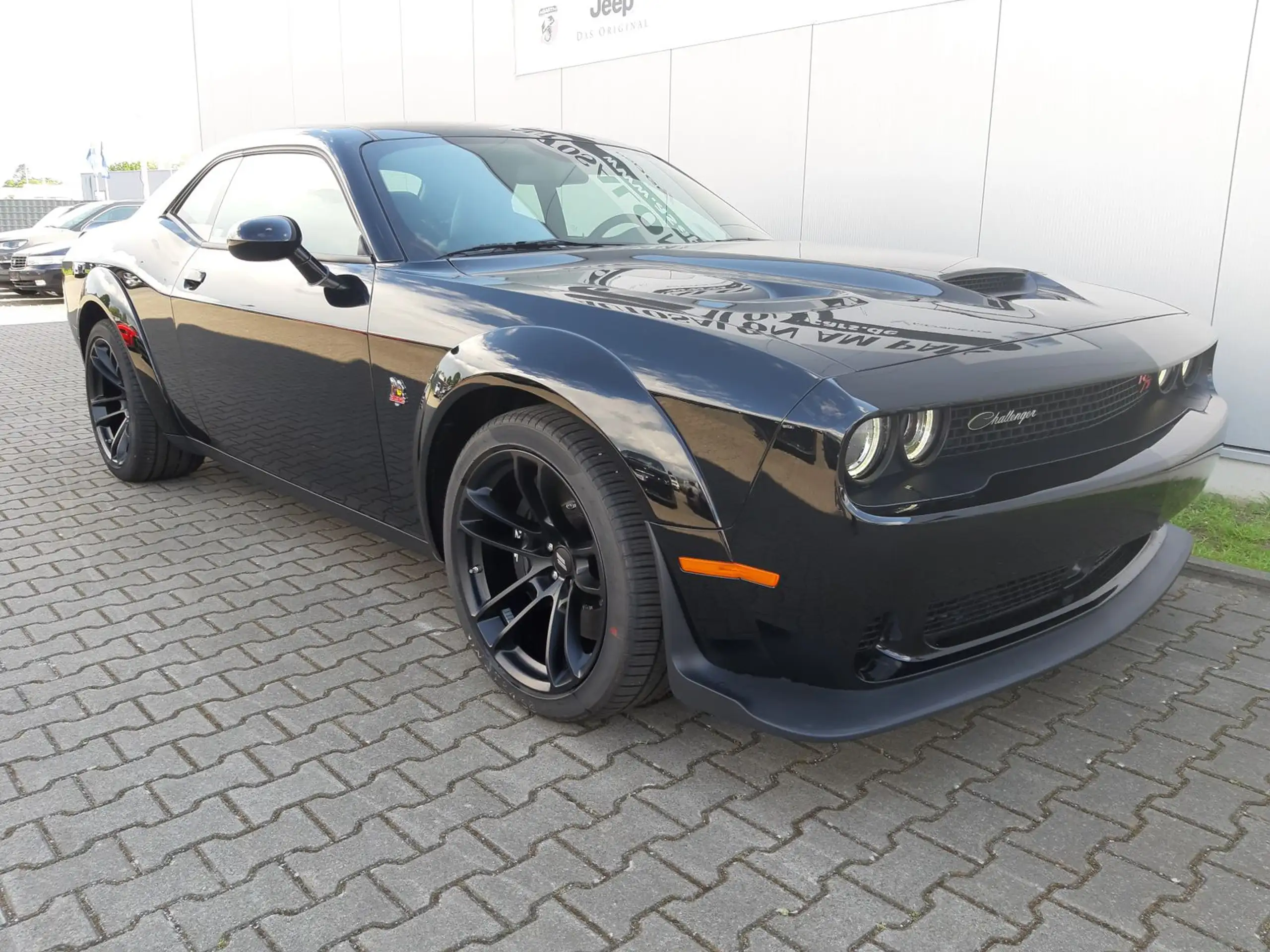 Dodge - Challenger