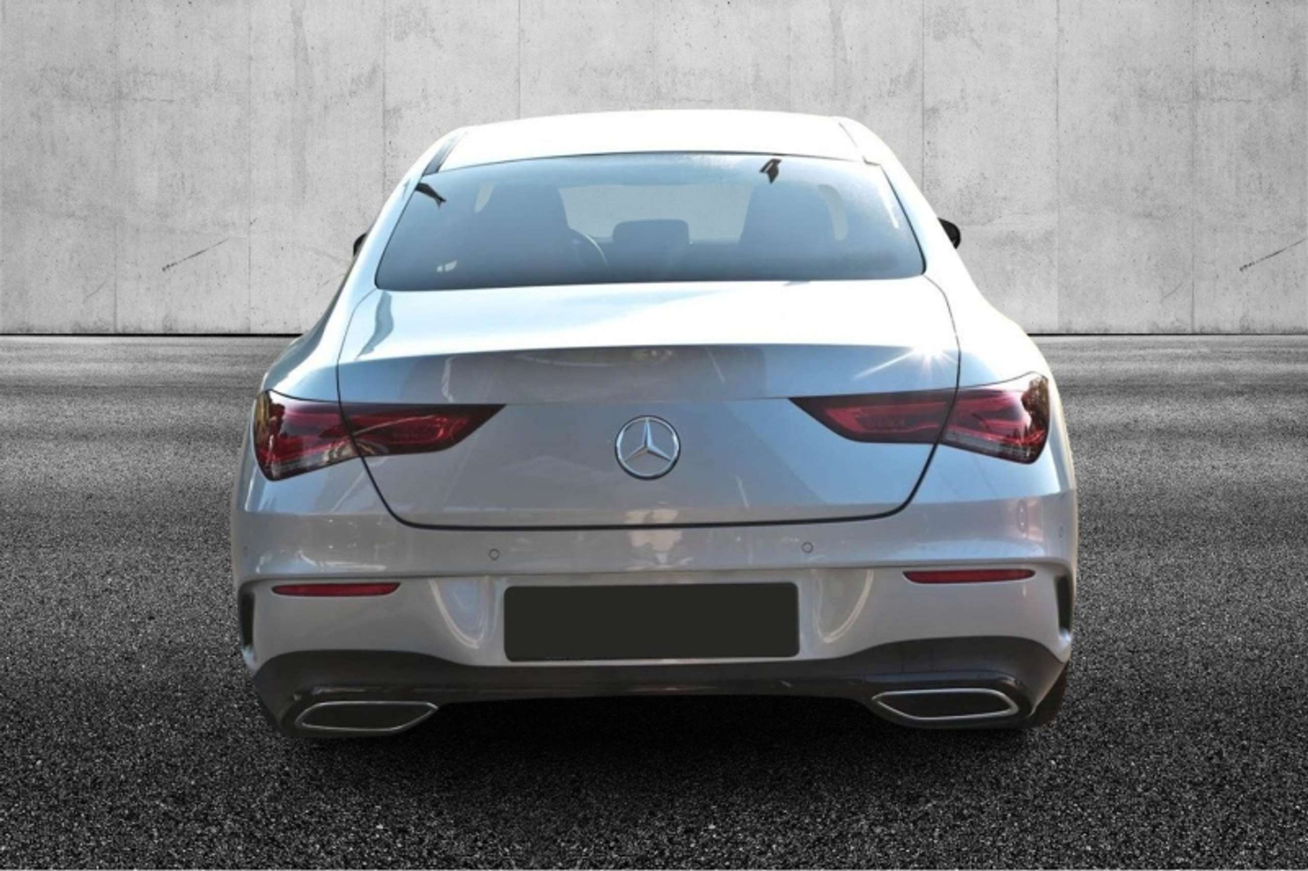 Mercedes-Benz - CLA 220