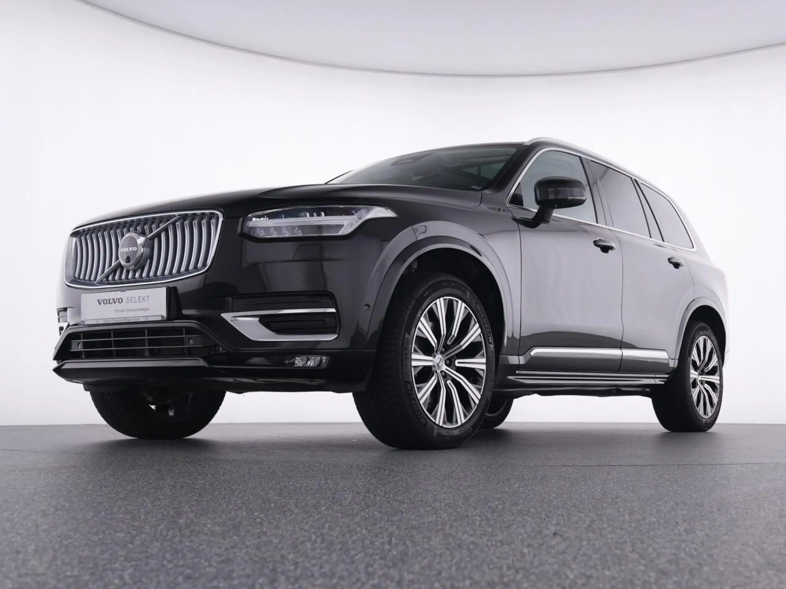 Volvo - XC90