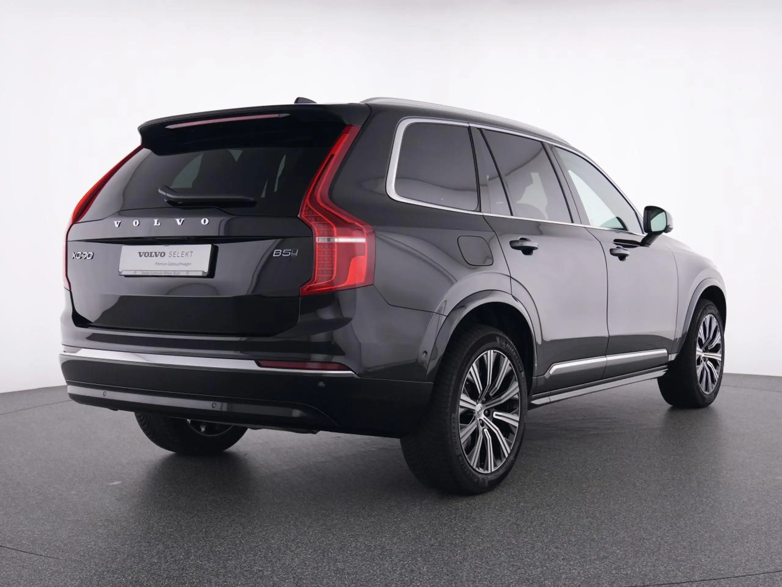 Volvo - XC90