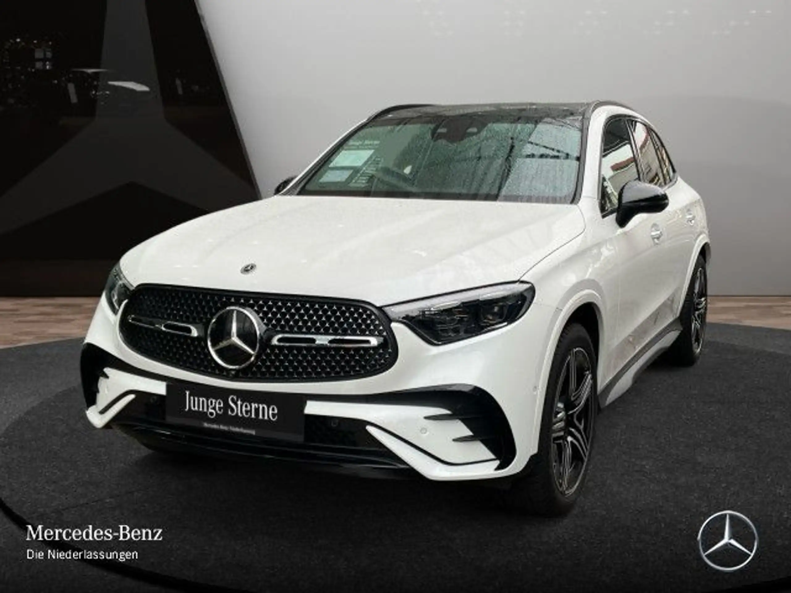 Mercedes-Benz - GLC 220