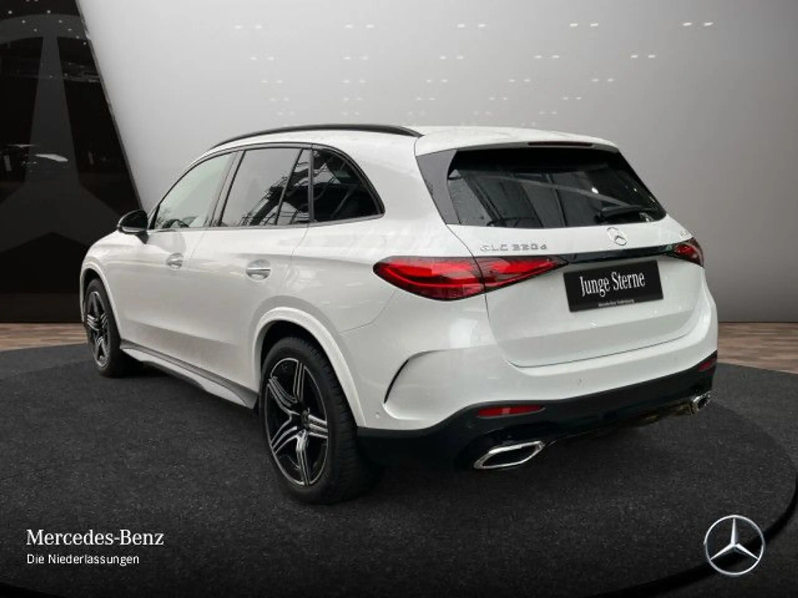 Mercedes-Benz - GLC 220