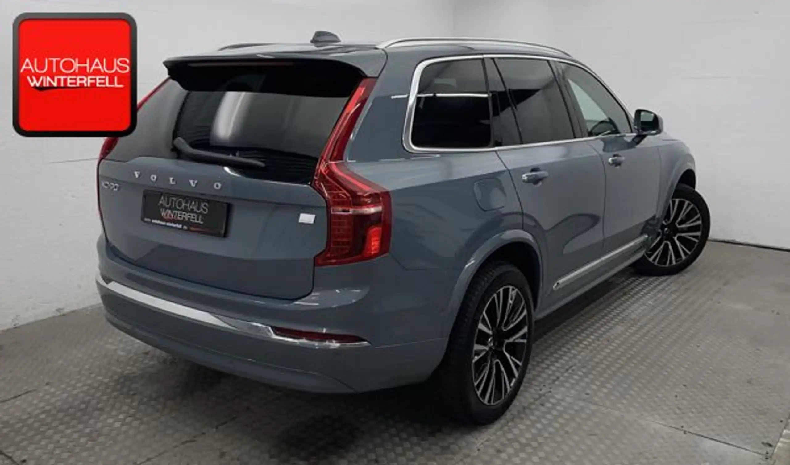 Volvo - XC90