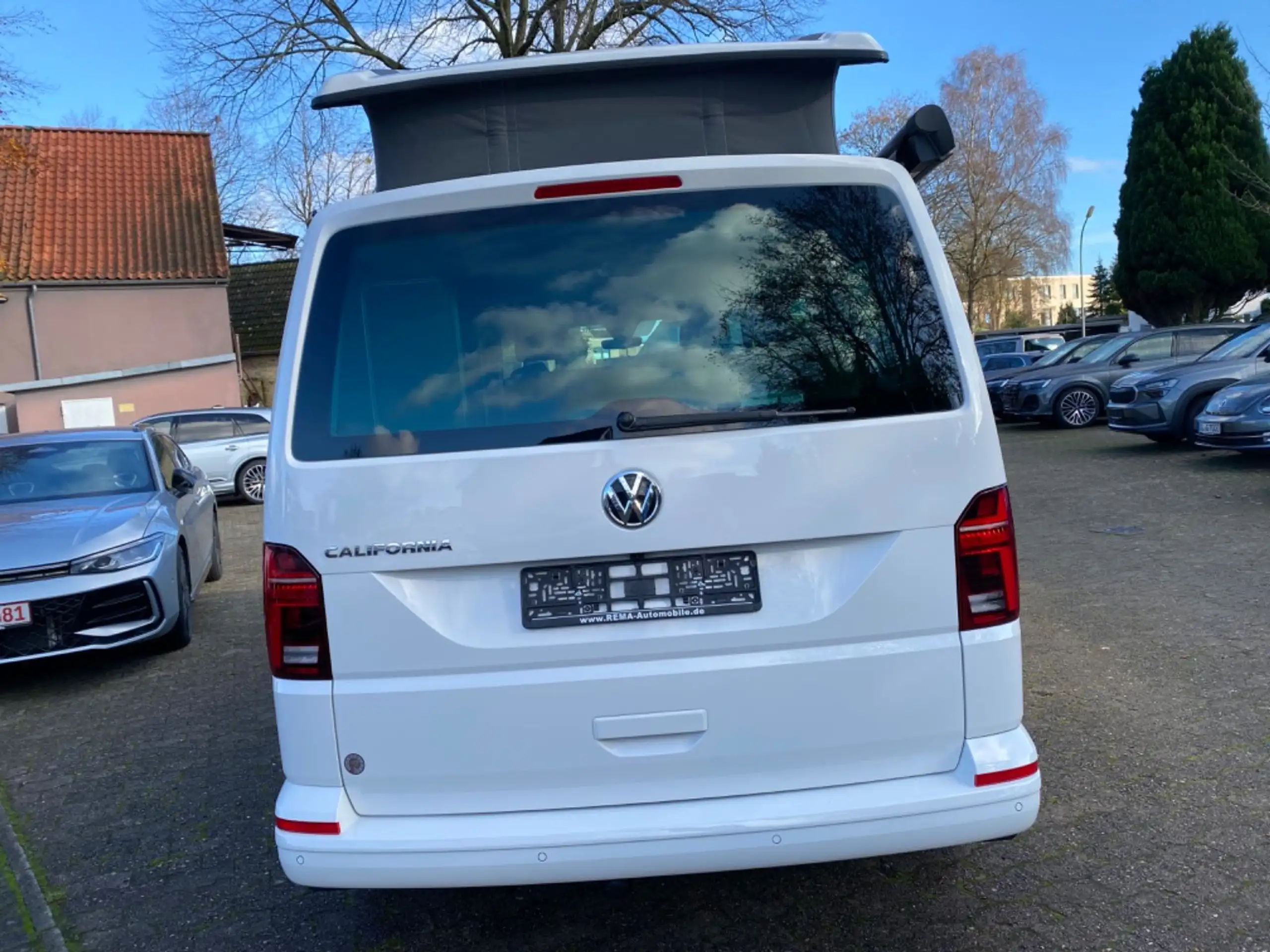 Volkswagen - T6 California